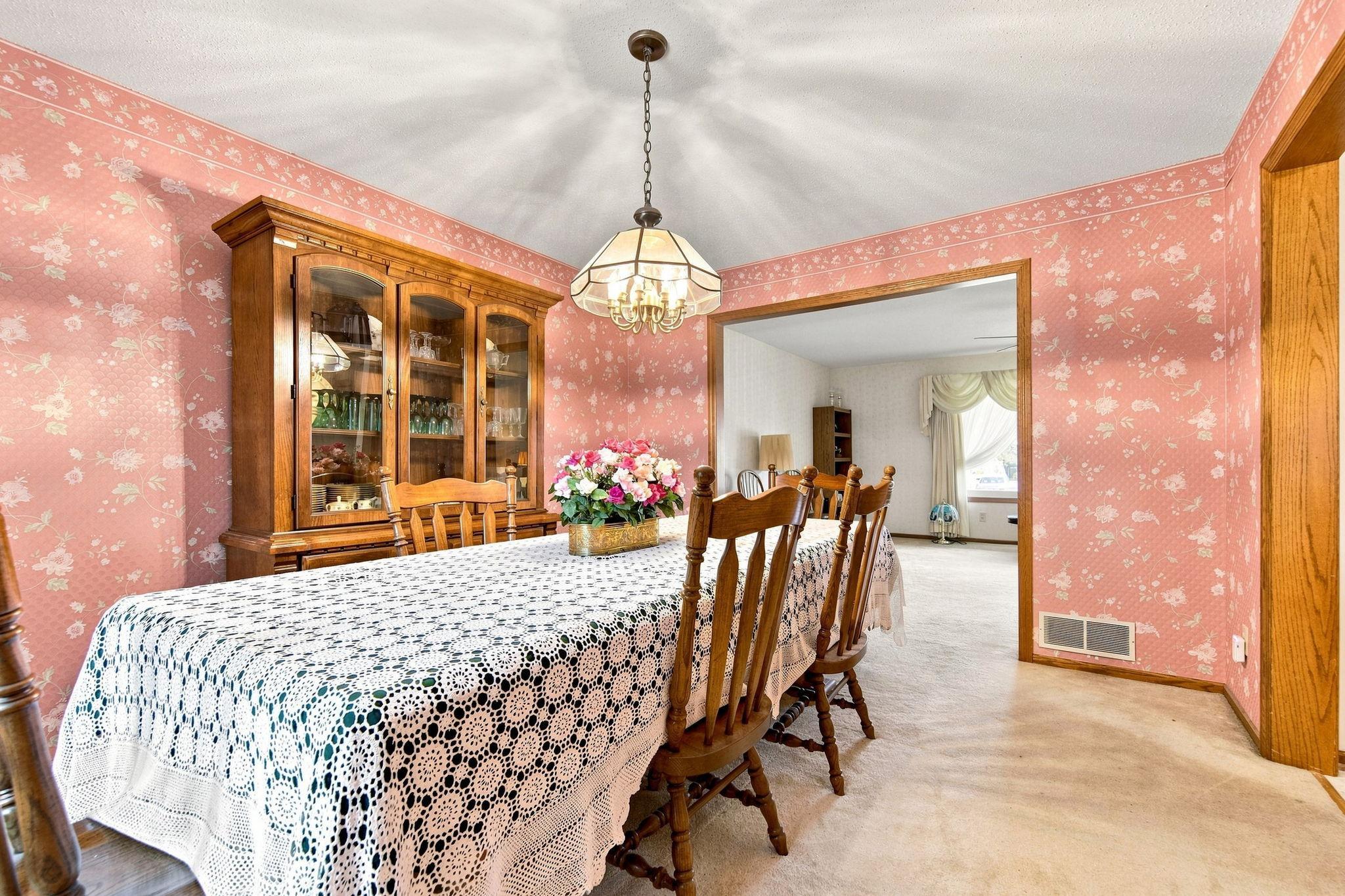 View of Residential at 3017 Standridge Place, Maplewood MN 55109, Maplewood (19 of 50) - Mike Wilen | Minnesota Team Real Estate