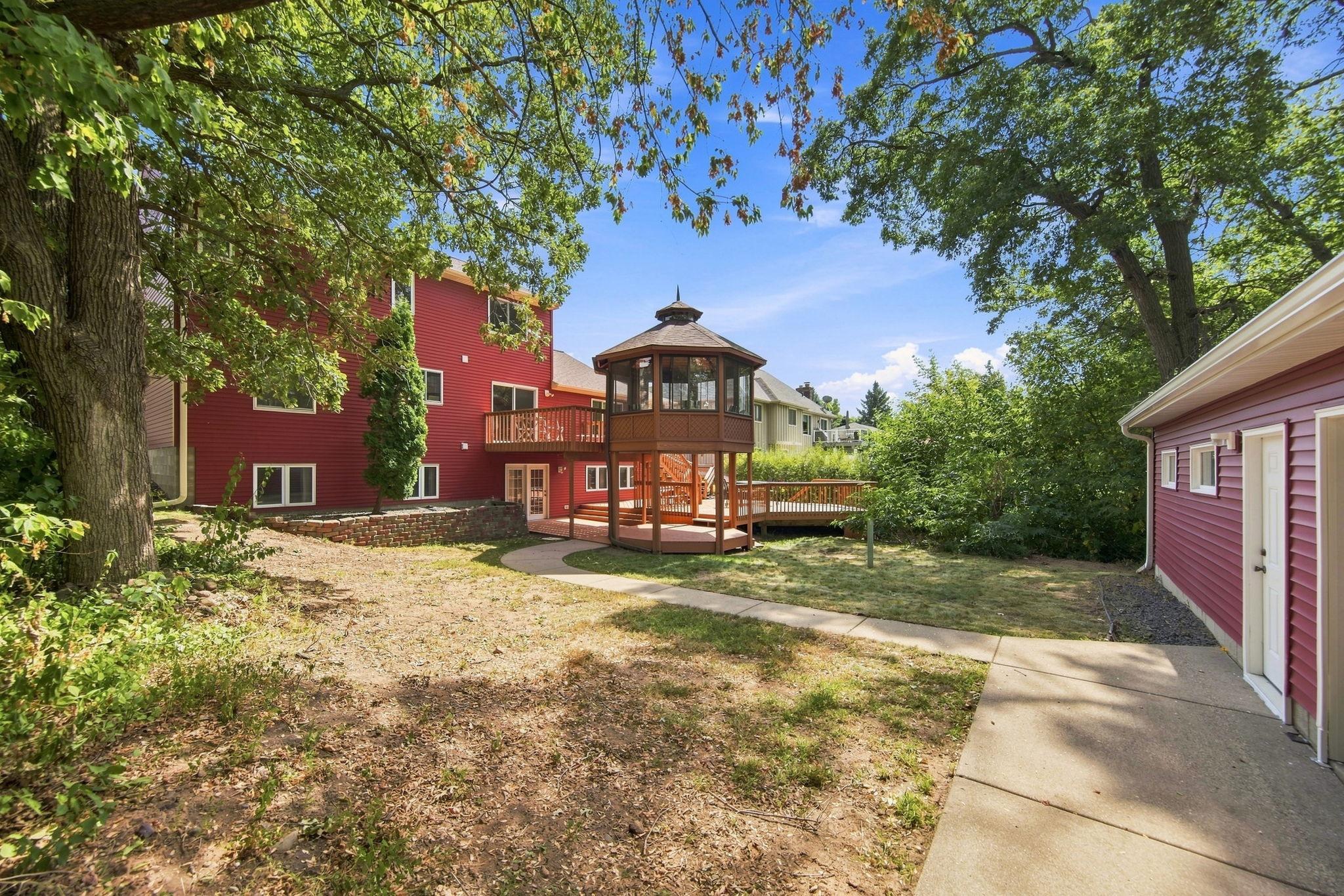 View of Residential at 3017 Standridge Place, Maplewood MN 55109, Maplewood (41 of 50) - Mike Wilen | Minnesota Team Real Estate