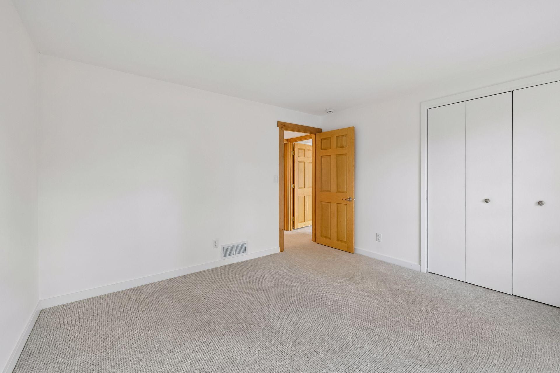 View of Residential at 7101 Mark Terrace Drive, Edina MN 55439, Edina (53 of 63) - Mike Wilen | Minnesota Team Real Estate