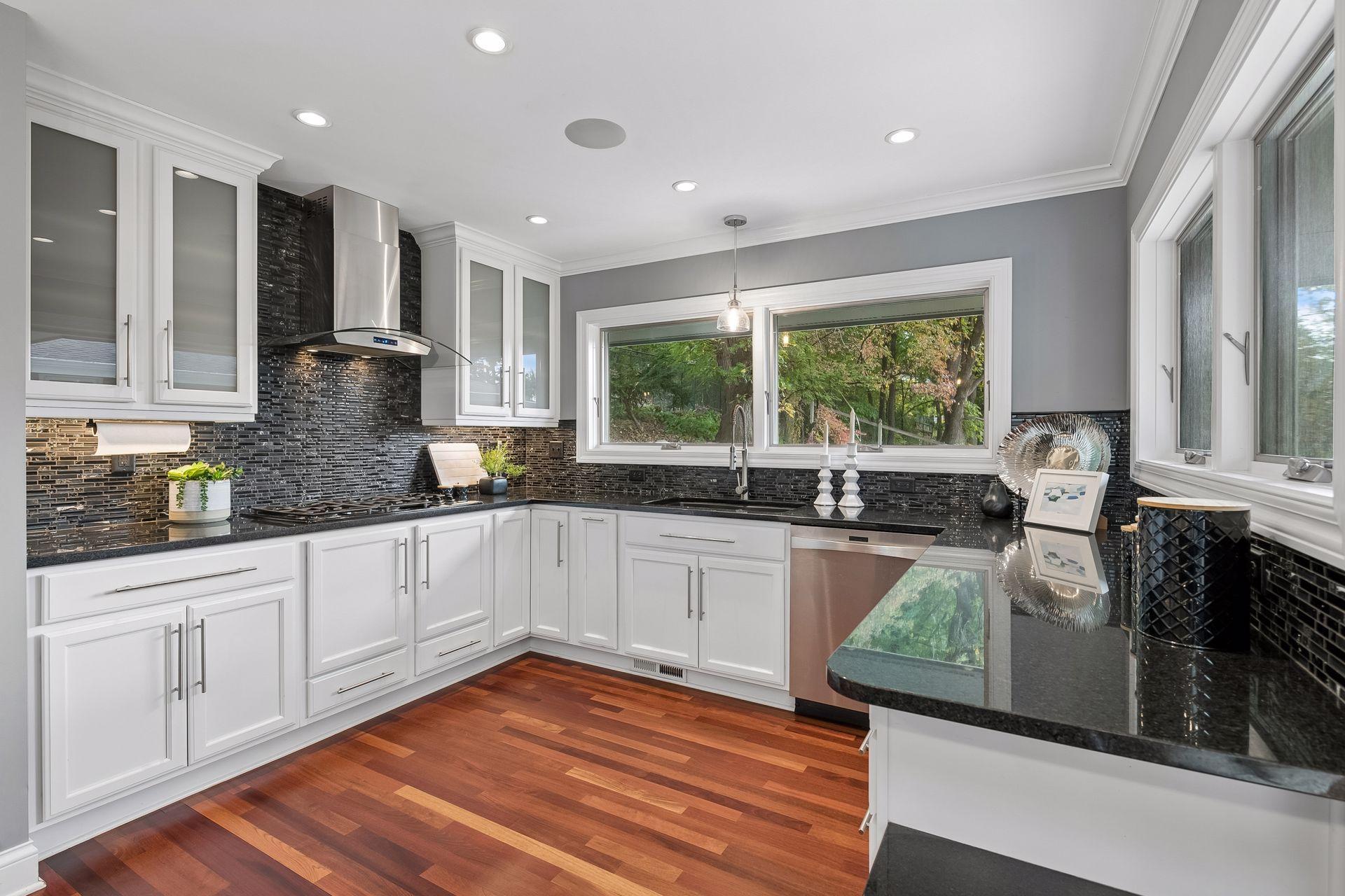 View of Residential at 7101 Mark Terrace Drive, Edina MN 55439, Edina (21 of 63) - Mike Wilen | Minnesota Team Real Estate