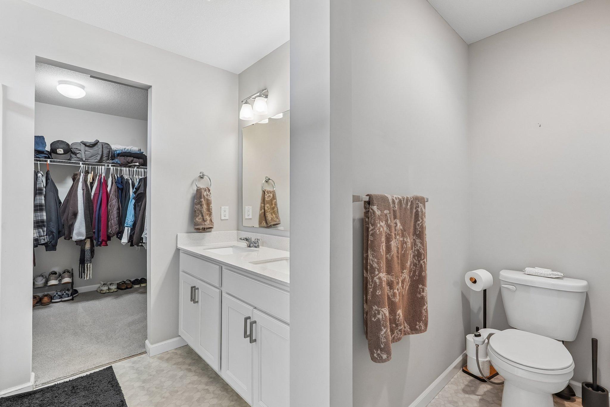 View of Residential at 1066 Meadow Lane, Waconia MN 55387, Waconia (24 of 51) - Mike Wilen | Minnesota Team Real Estate