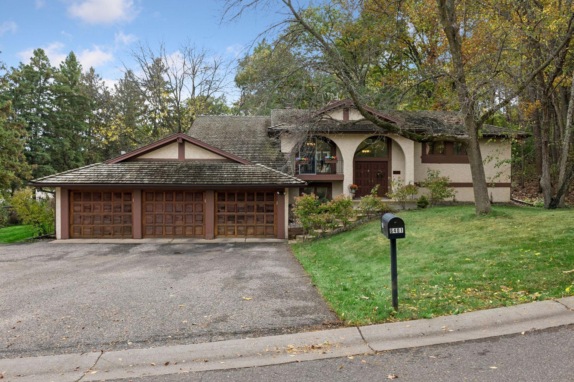 View of Single Family at 6401 Timber Ridge, Edina - Mike Wilen | Minnesota Team Real Estate