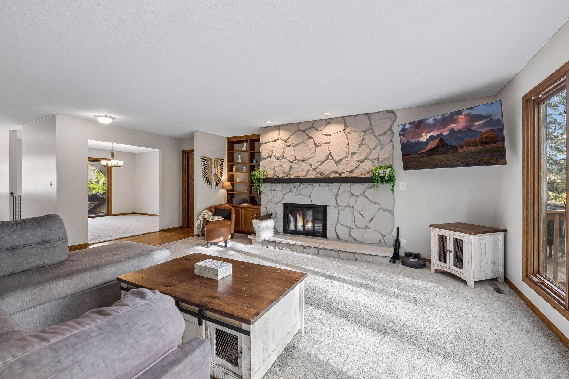View of Residential at 6401 Timber Ridge, Edina MN 55439, Edina (9 of 53) - Mike Wilen | Minnesota Team Real Estate