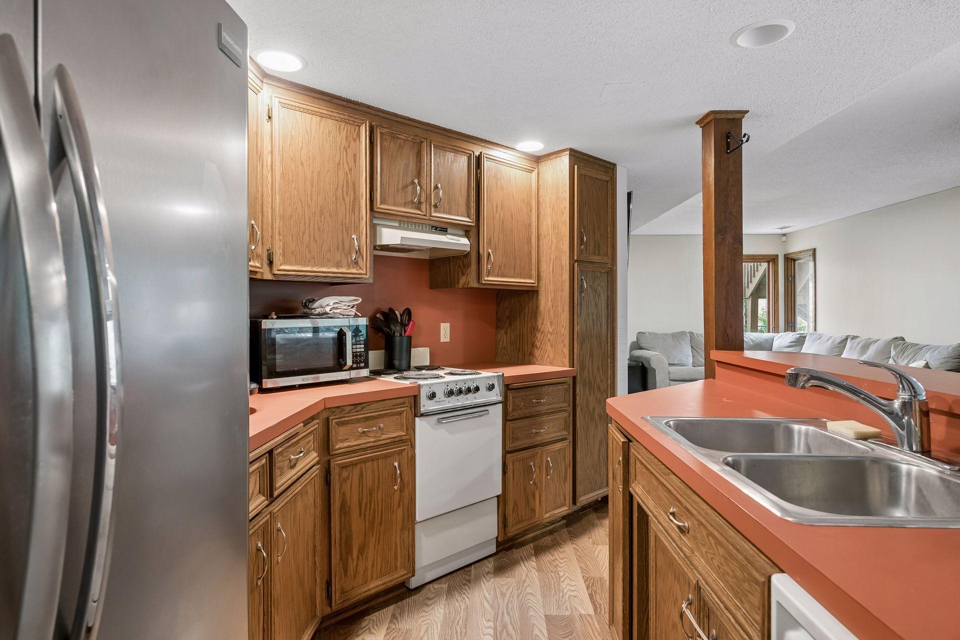 View of Residential at 6401 Timber Ridge, Edina MN 55439, Edina (35 of 53) - Mike Wilen | Minnesota Team Real Estate