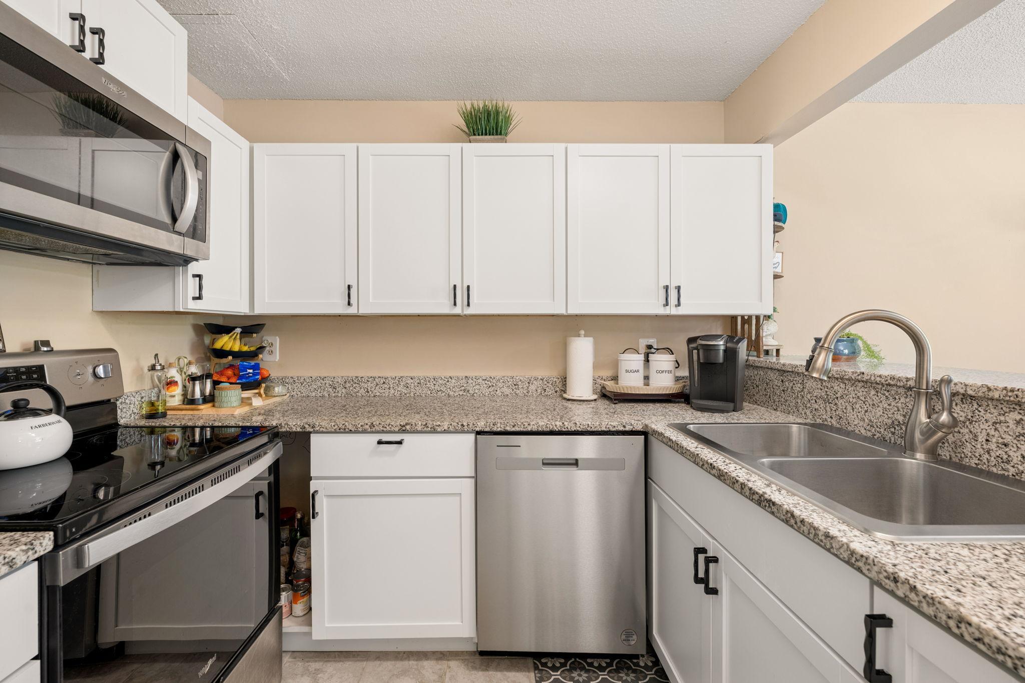 View of Residential at 3436 Highlander Drive, Eagan MN 55122, Eagan (11 of 69) - Mike Wilen | Minnesota Team Real Estate