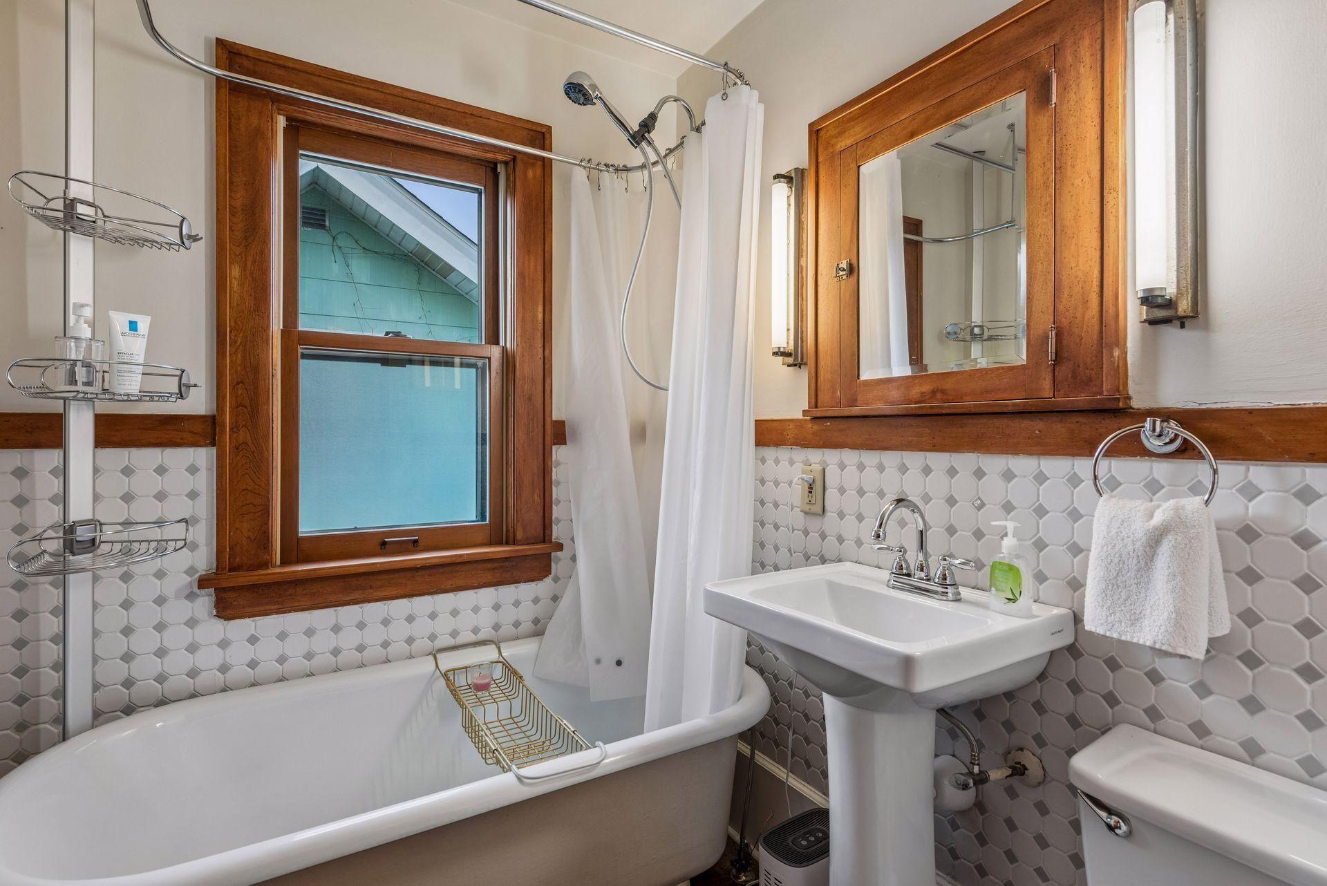 View of Residential at 1426 Edmund Avenue, Saint Paul MN 55104, Saint Paul (23 of 34) - Mike Wilen | Minnesota Team Real Estate