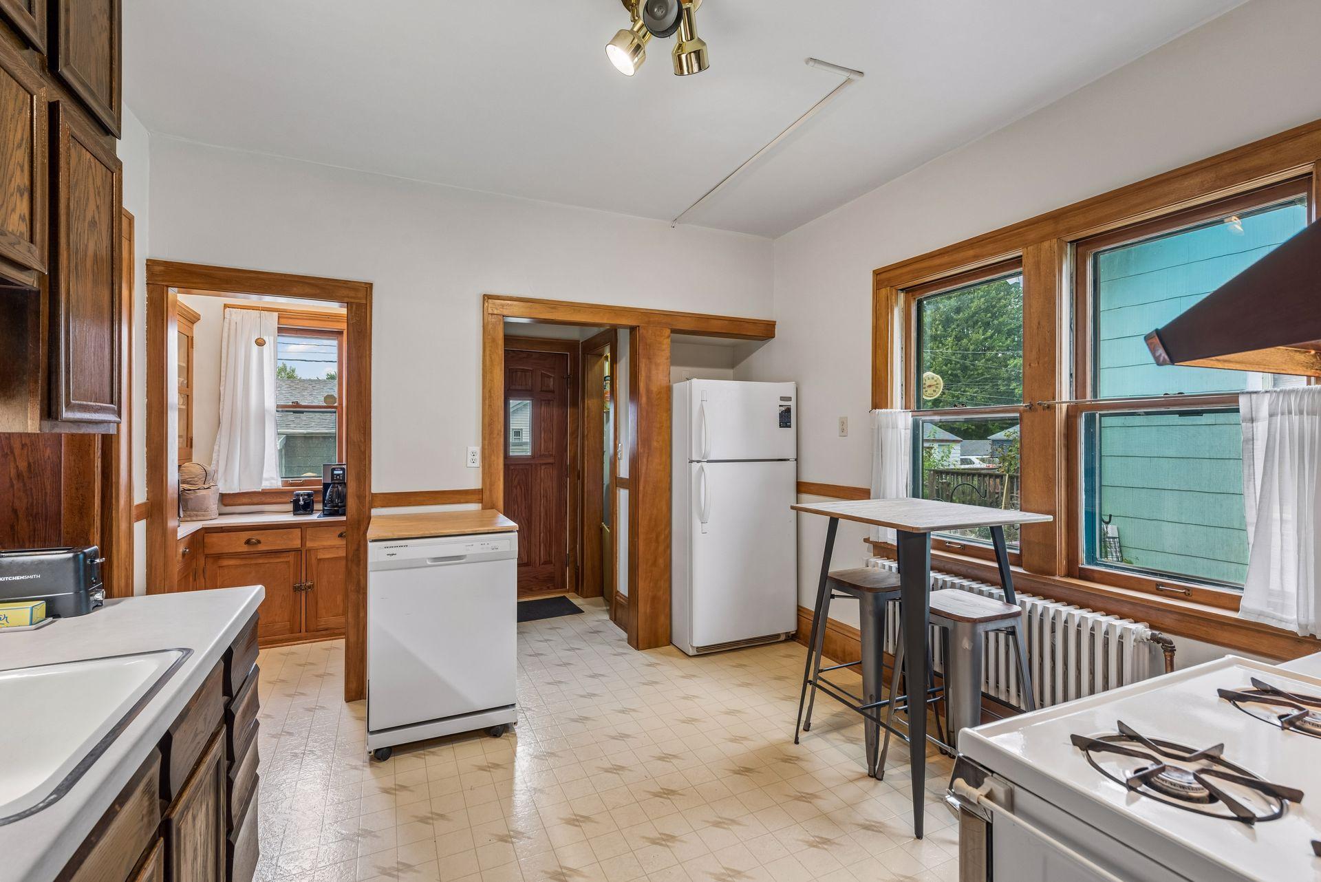 View of Residential at 1426 Edmund Avenue, Saint Paul MN 55104, Saint Paul (15 of 34) - Mike Wilen | Minnesota Team Real Estate