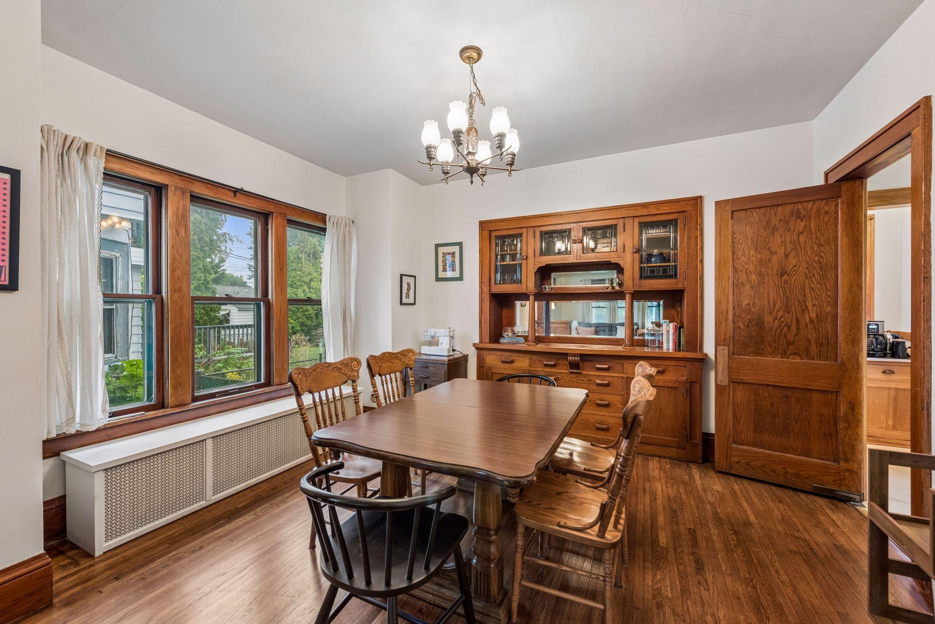 View of Residential at 1426 Edmund Avenue, Saint Paul MN 55104, Saint Paul (11 of 34) - Mike Wilen | Minnesota Team Real Estate