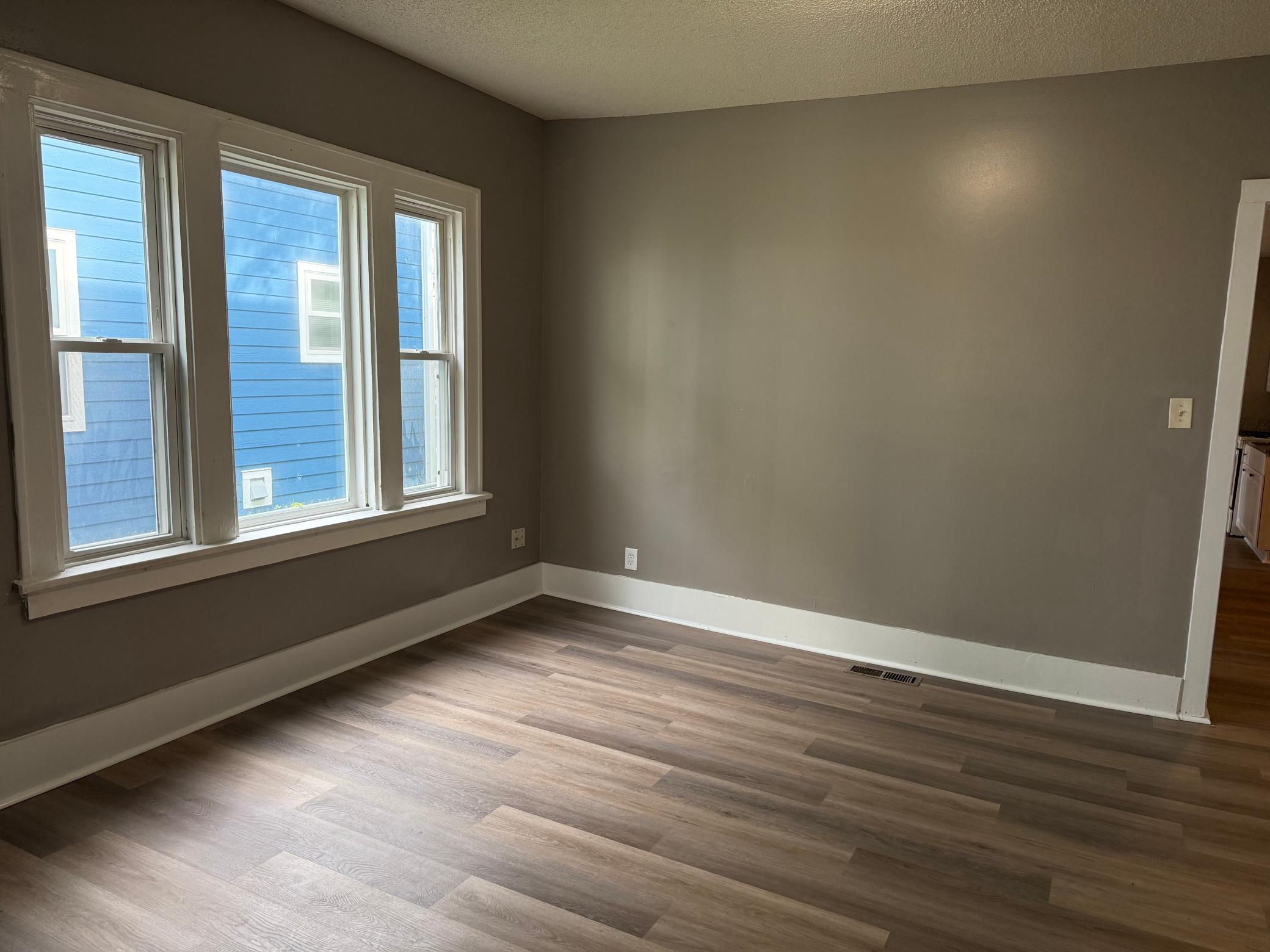View of Residential Income at 1016 Newton Avenue, Minneapolis MN 55411, Minneapolis (11 of 18) - Mike Wilen | Minnesota Team Real Estate