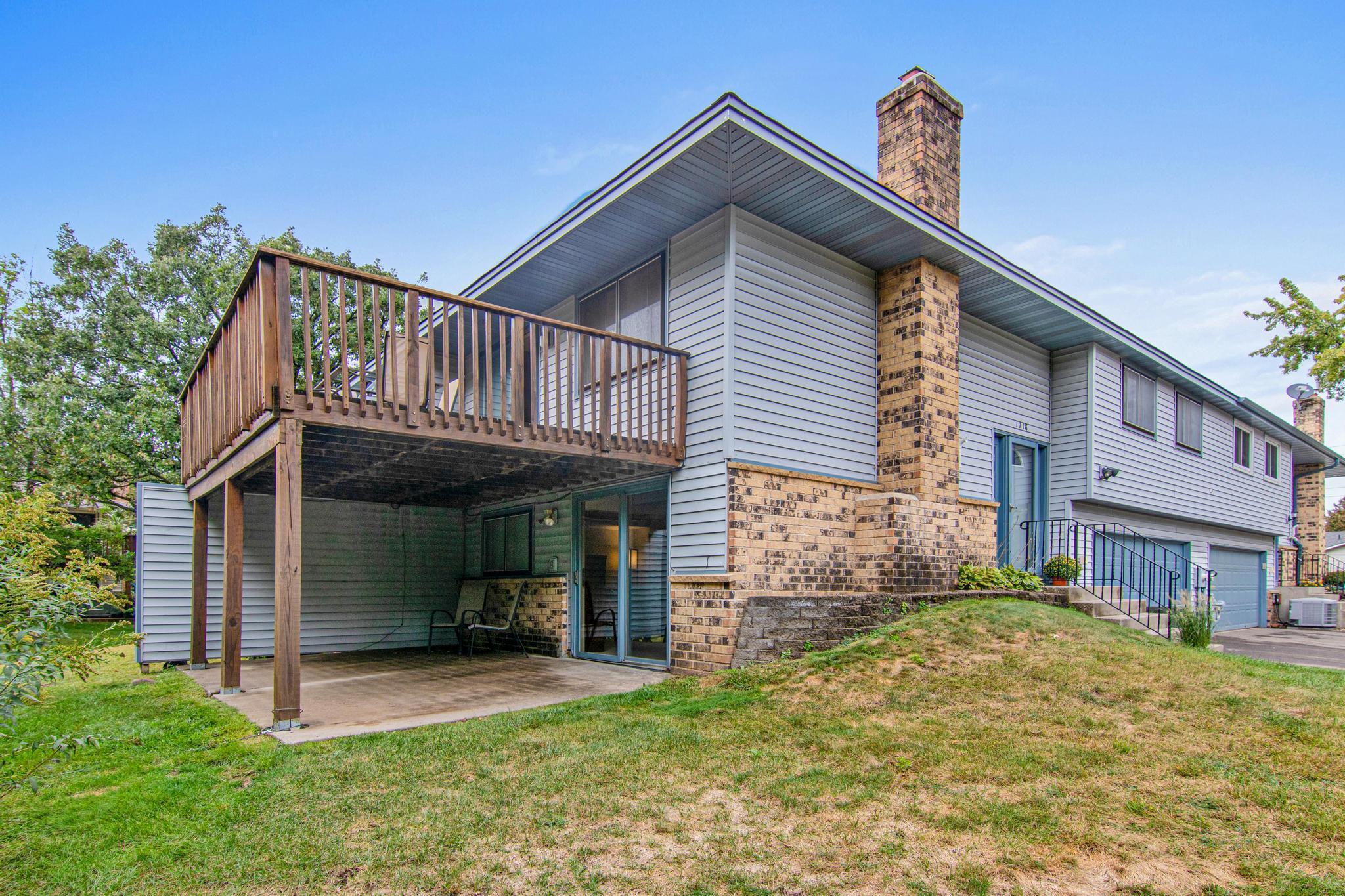 View of Residential at 1718 Woodgate Lane, Eagan MN 55122, Eagan (33 of 41) - Mike Wilen | Minnesota Team Real Estate