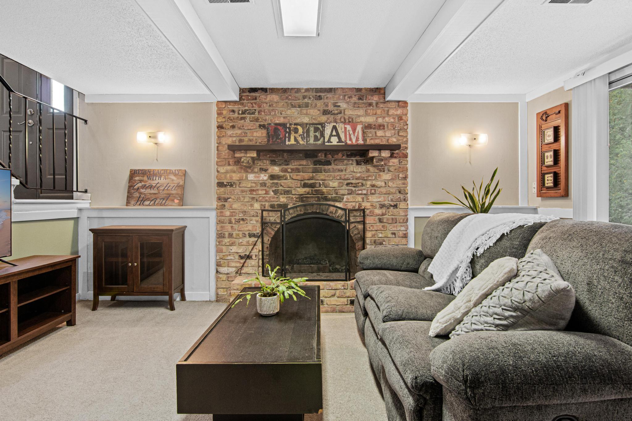 View of Residential at 1718 Woodgate Lane, Eagan MN 55122, Eagan (25 of 41) - Mike Wilen | Minnesota Team Real Estate