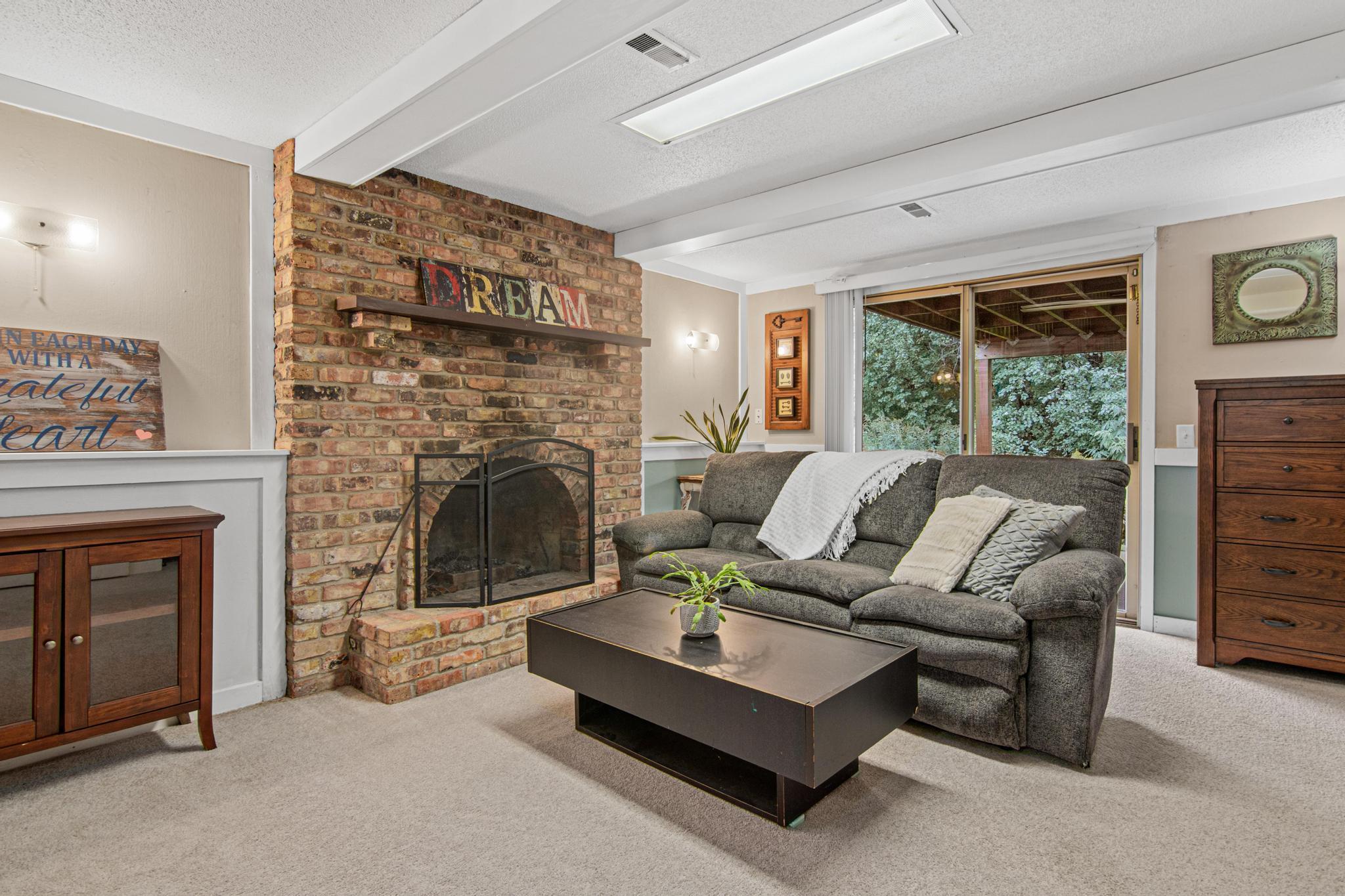 View of Residential at 1718 Woodgate Lane, Eagan MN 55122, Eagan (24 of 41) - Mike Wilen | Minnesota Team Real Estate