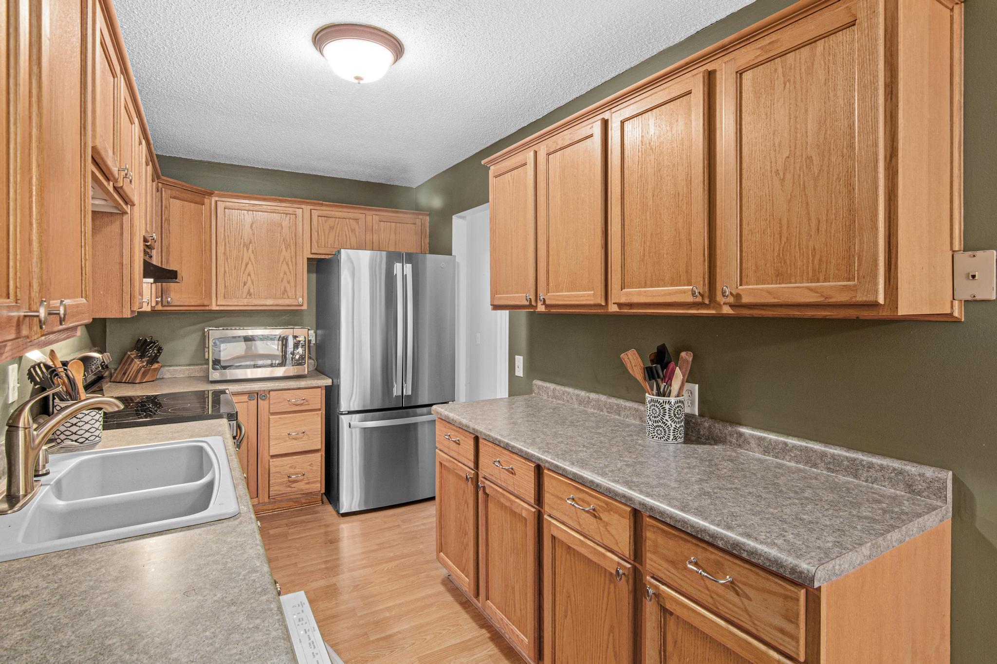 View of Residential at 1718 Woodgate Lane, Eagan MN 55122, Eagan (12 of 41) - Mike Wilen | Minnesota Team Real Estate