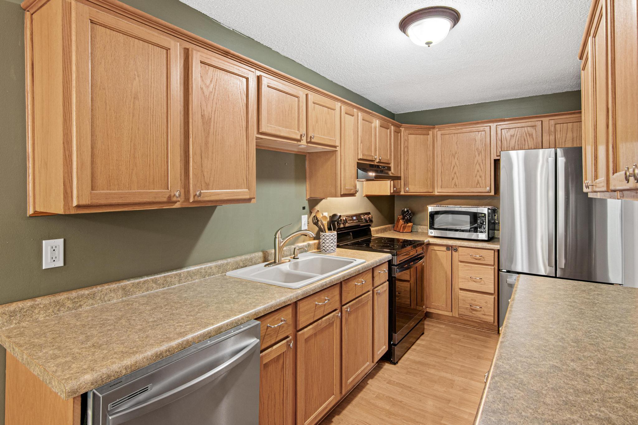 View of Residential at 1718 Woodgate Lane, Eagan MN 55122, Eagan (11 of 41) - Mike Wilen | Minnesota Team Real Estate