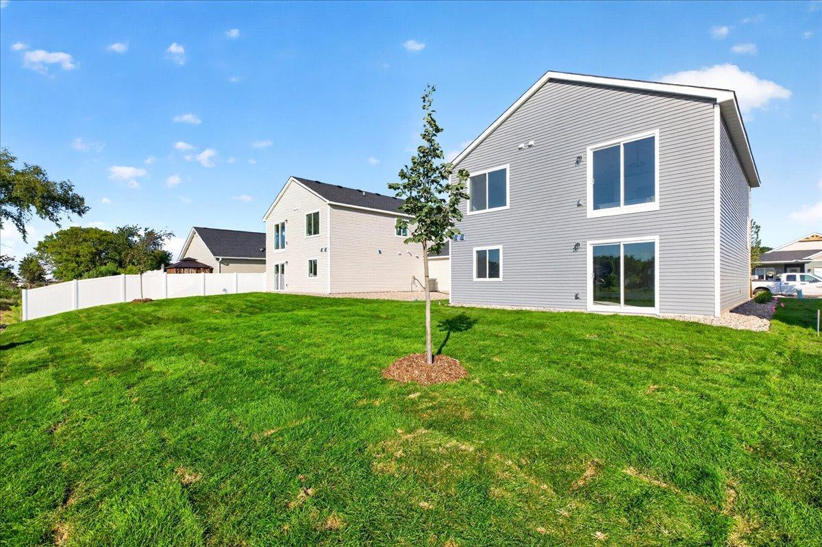 View of Residential at 1815 Pierce Street, Cambridge MN 55008, Cambridge (8 of 40) - Mike Wilen | Minnesota Team Real Estate
