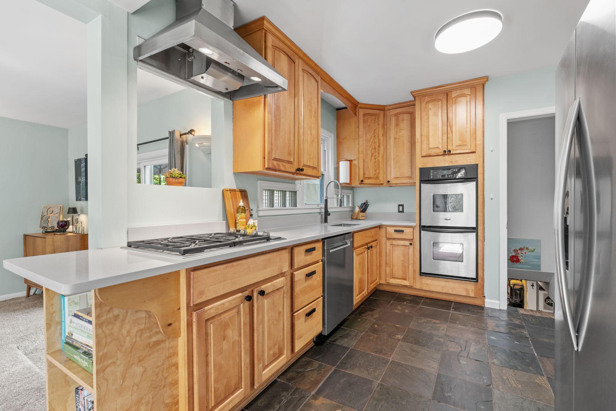 View of Residential at 2310 Byrd Avenue, Golden Valley MN 55422, Golden Valley (19 of 70) - Mike Wilen | Minnesota Team Real Estate