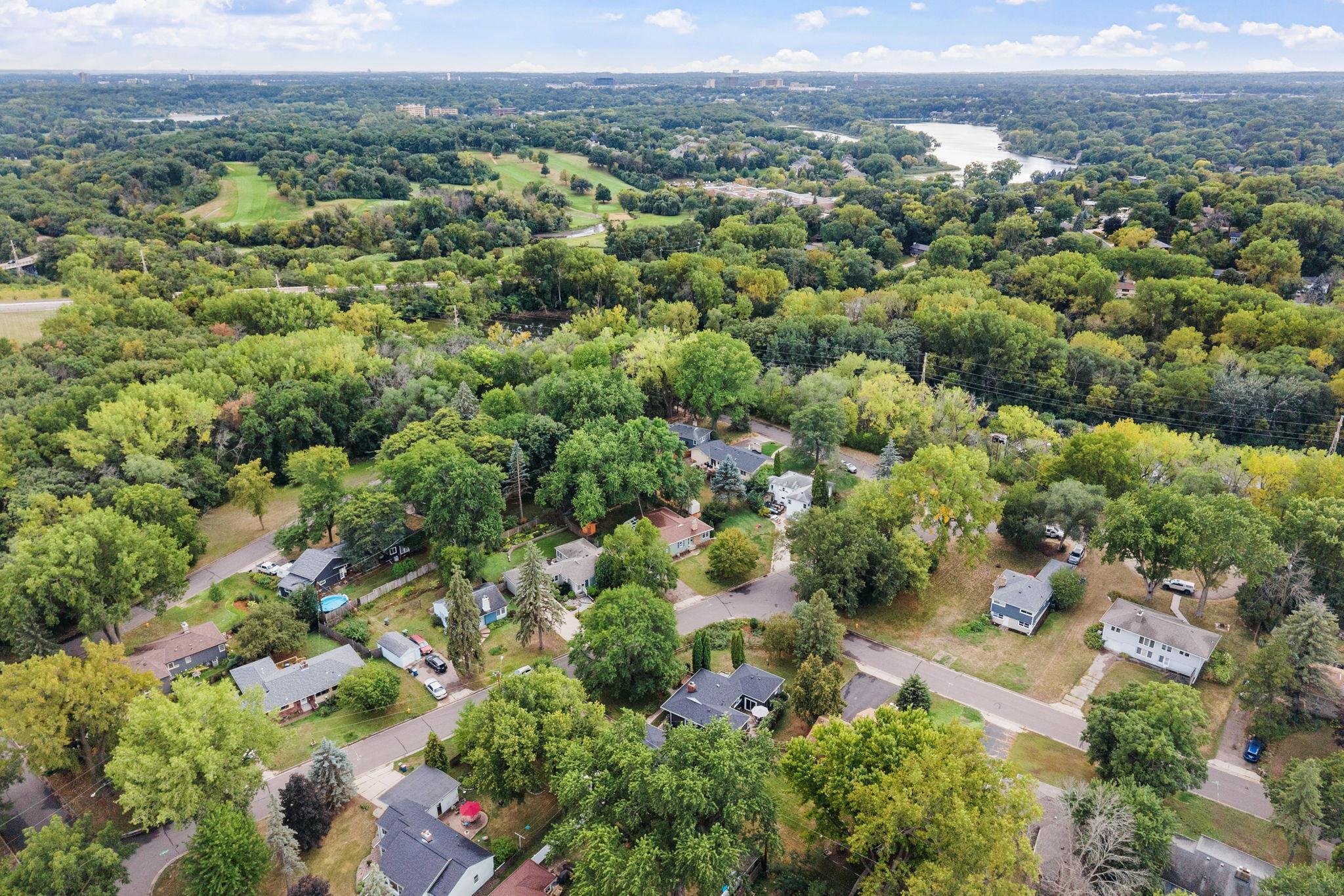 View of Residential at 2310 Byrd Avenue, Golden Valley MN 55422, Golden Valley (62 of 70) - Mike Wilen | Minnesota Team Real Estate