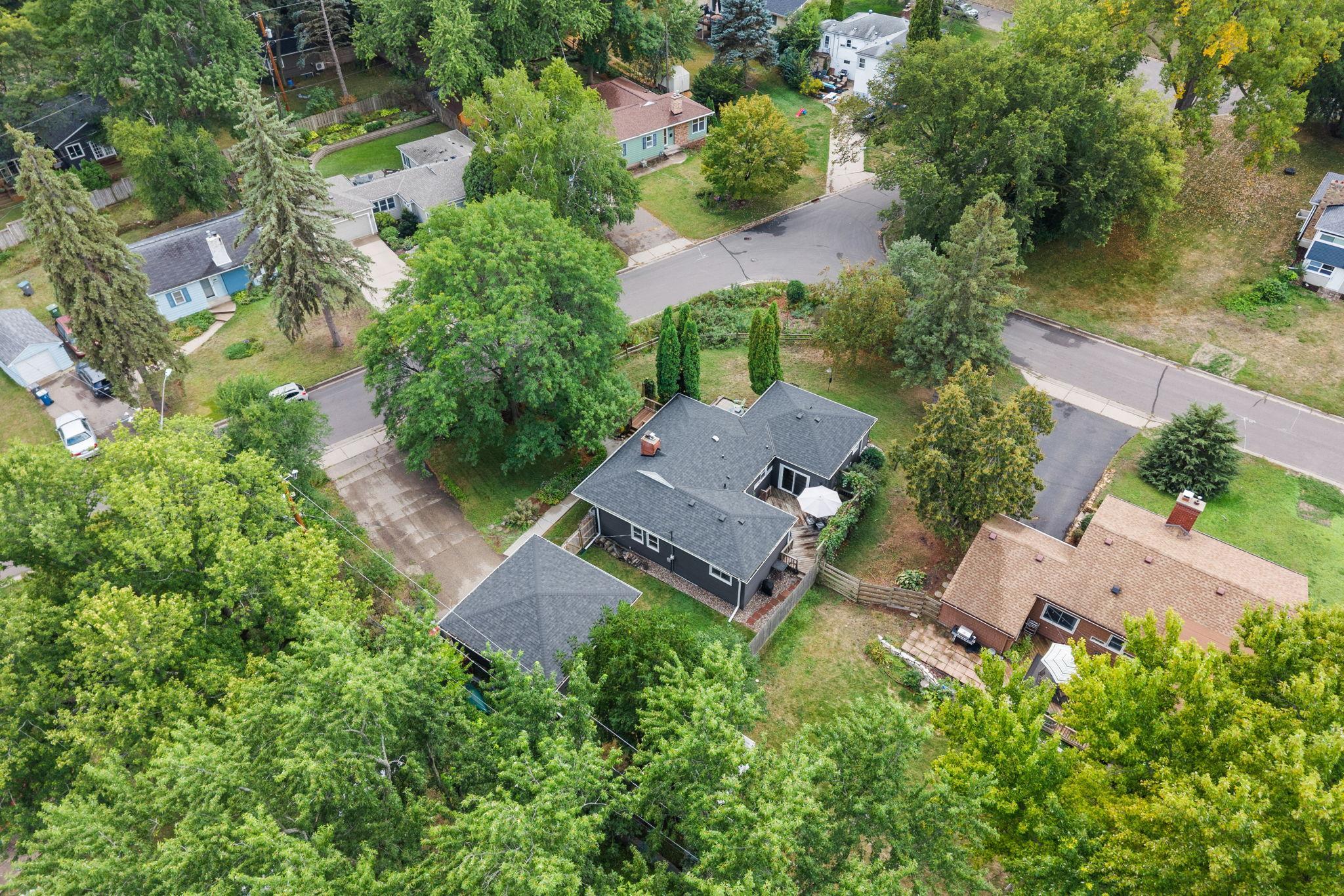 View of Residential at 2310 Byrd Avenue, Golden Valley MN 55422, Golden Valley (33 of 70) - Mike Wilen | Minnesota Team Real Estate