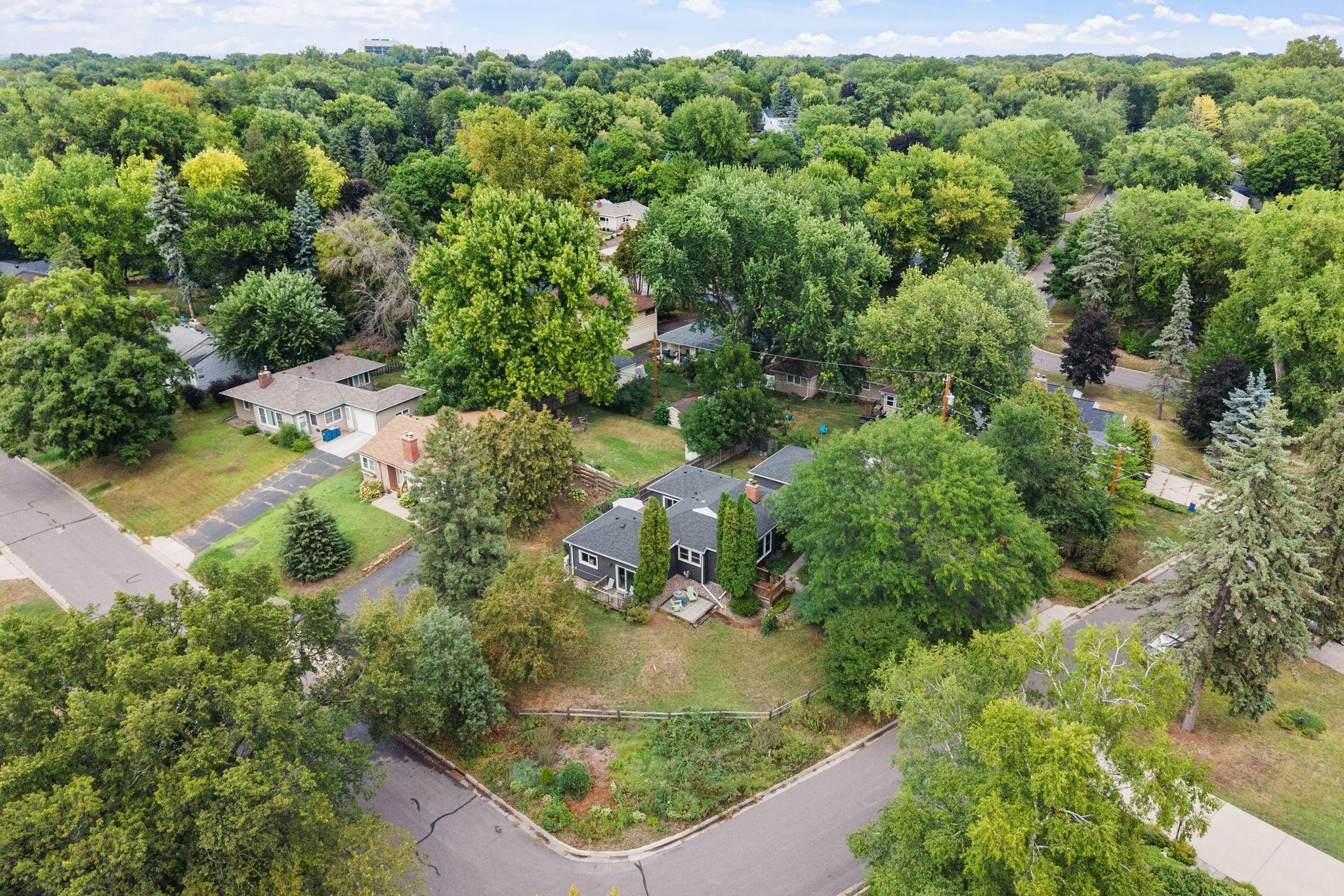 View of Residential at 2310 Byrd Avenue, Golden Valley MN 55422, Golden Valley (61 of 70) - Mike Wilen | Minnesota Team Real Estate