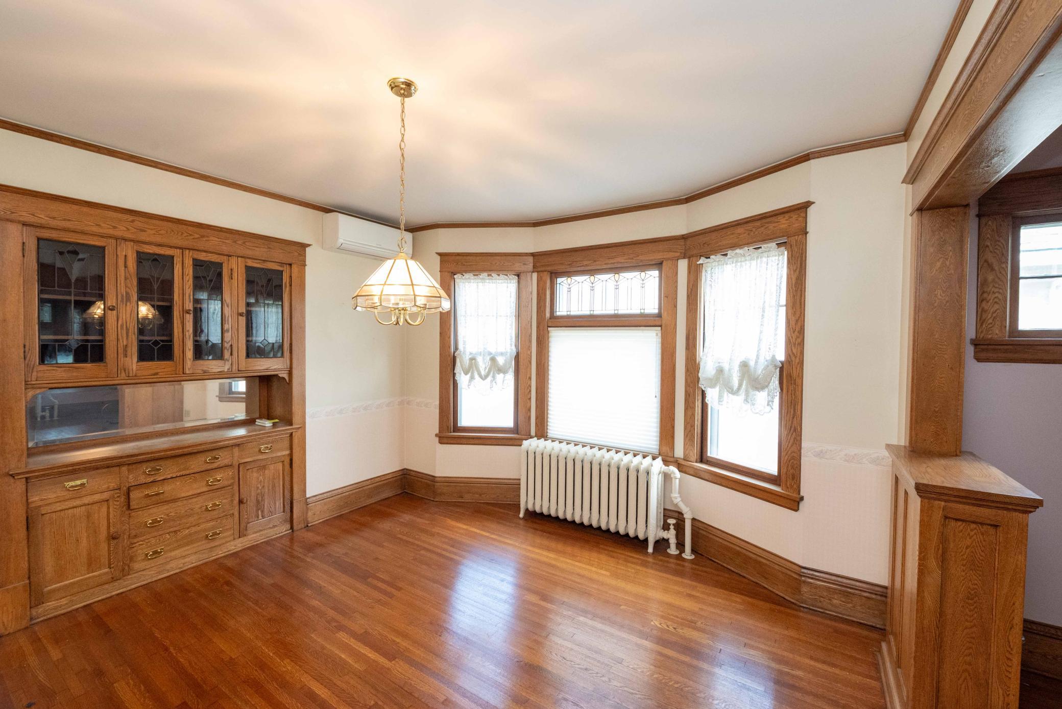 View of Residential at 1537 Midway Parkway, Saint Paul MN 55108, Saint Paul (30 of 100) - Mike Wilen | Minnesota Team Real Estate