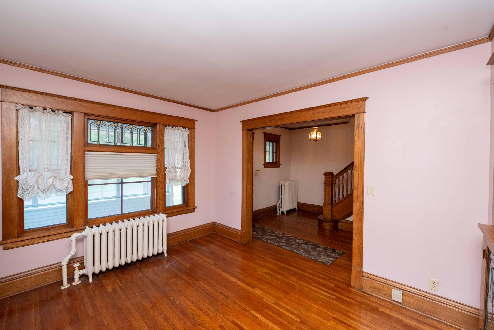 View of Residential at 1537 Midway Parkway, Saint Paul MN 55108, Saint Paul (26 of 100) - Mike Wilen | Minnesota Team Real Estate