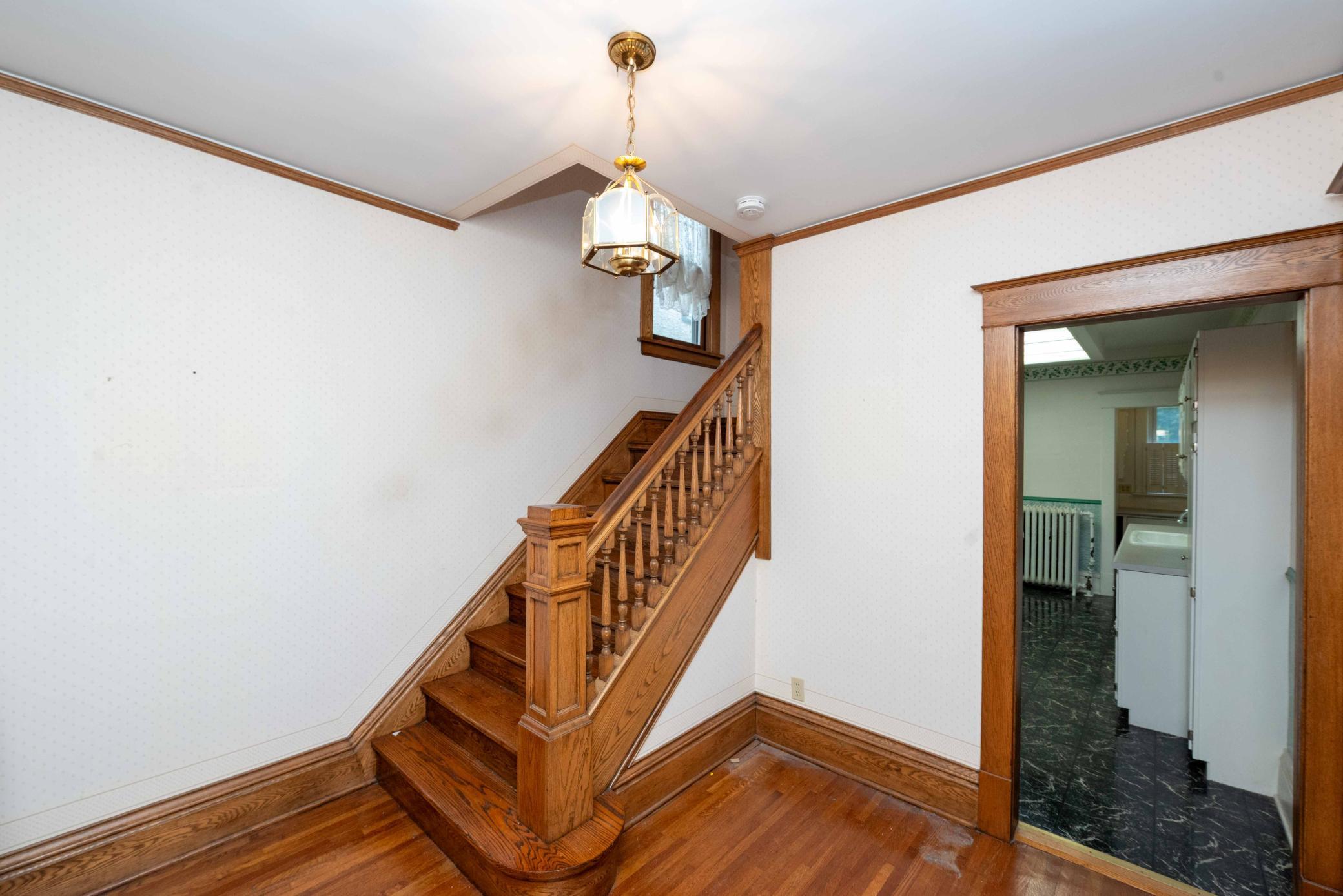 View of Residential at 1537 Midway Parkway, Saint Paul MN 55108, Saint Paul (15 of 100) - Mike Wilen | Minnesota Team Real Estate