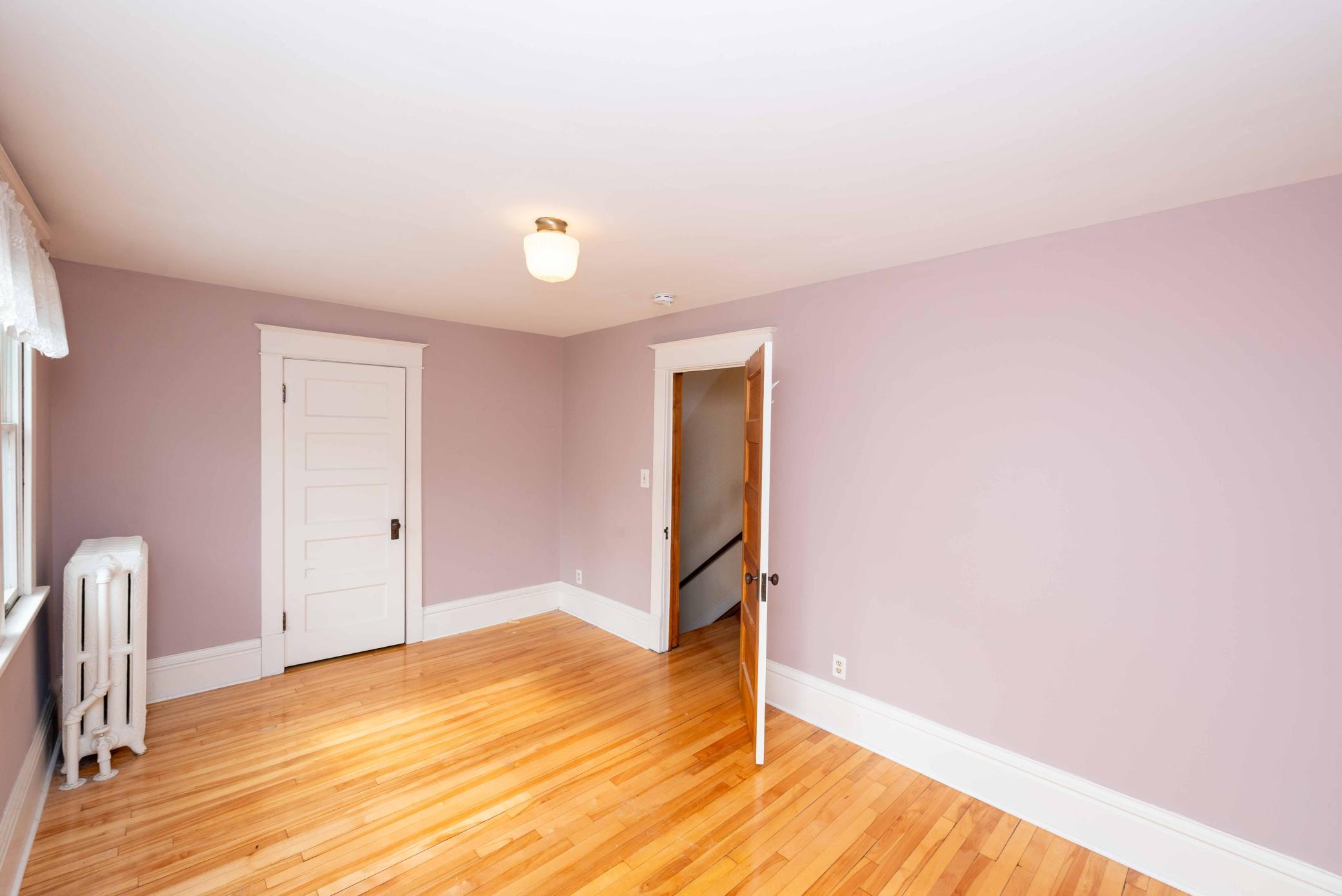 View of Residential at 1537 Midway Parkway, Saint Paul MN 55108, Saint Paul (56 of 100) - Mike Wilen | Minnesota Team Real Estate