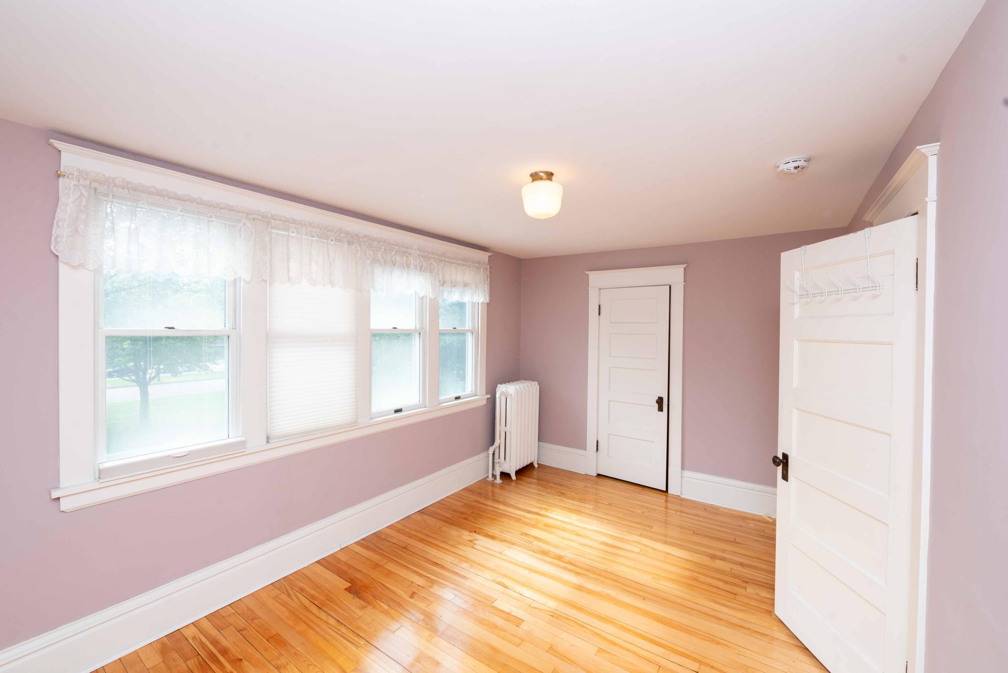 View of Residential at 1537 Midway Parkway, Saint Paul MN 55108, Saint Paul (55 of 100) - Mike Wilen | Minnesota Team Real Estate