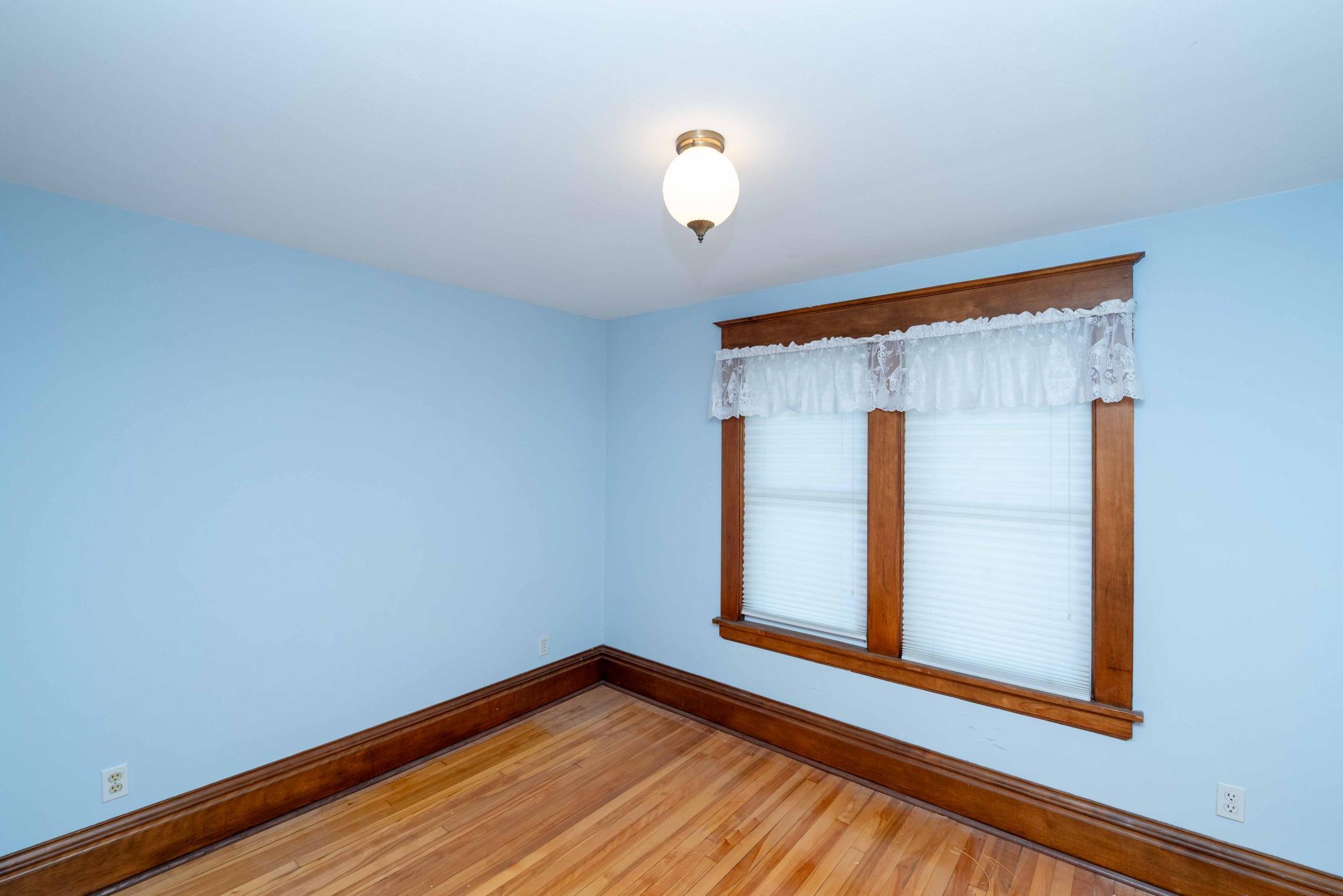View of Residential at 1537 Midway Parkway, Saint Paul MN 55108, Saint Paul (50 of 100) - Mike Wilen | Minnesota Team Real Estate