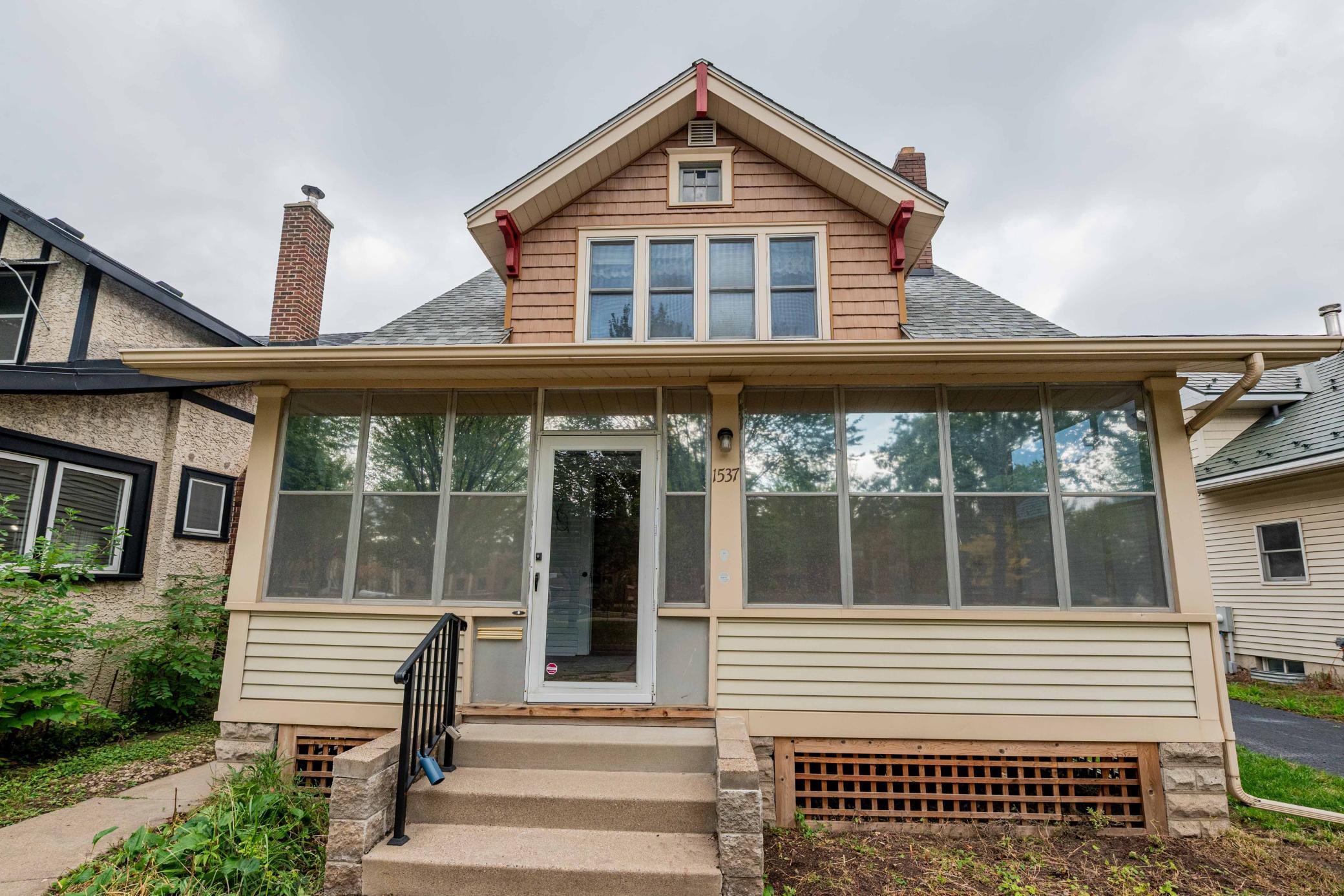 View of Residential at 1537 Midway Parkway, Saint Paul MN 55108, Saint Paul (77 of 100) - Mike Wilen | Minnesota Team Real Estate