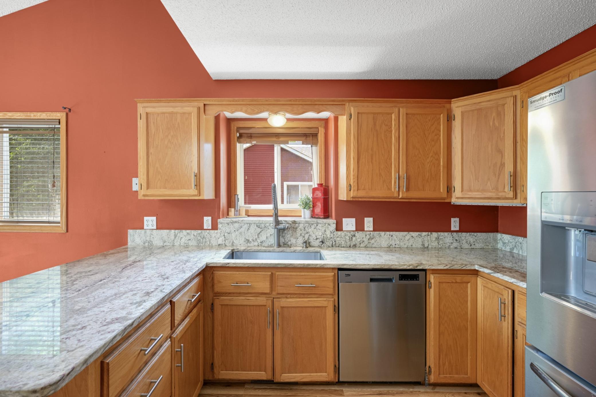 View of Residential at 2180 63rd Street E, Inver Grove Heights MN 55077, Inver Grove Heights (11 of 28) - Mike Wilen | Minnesota Team Real Estate
