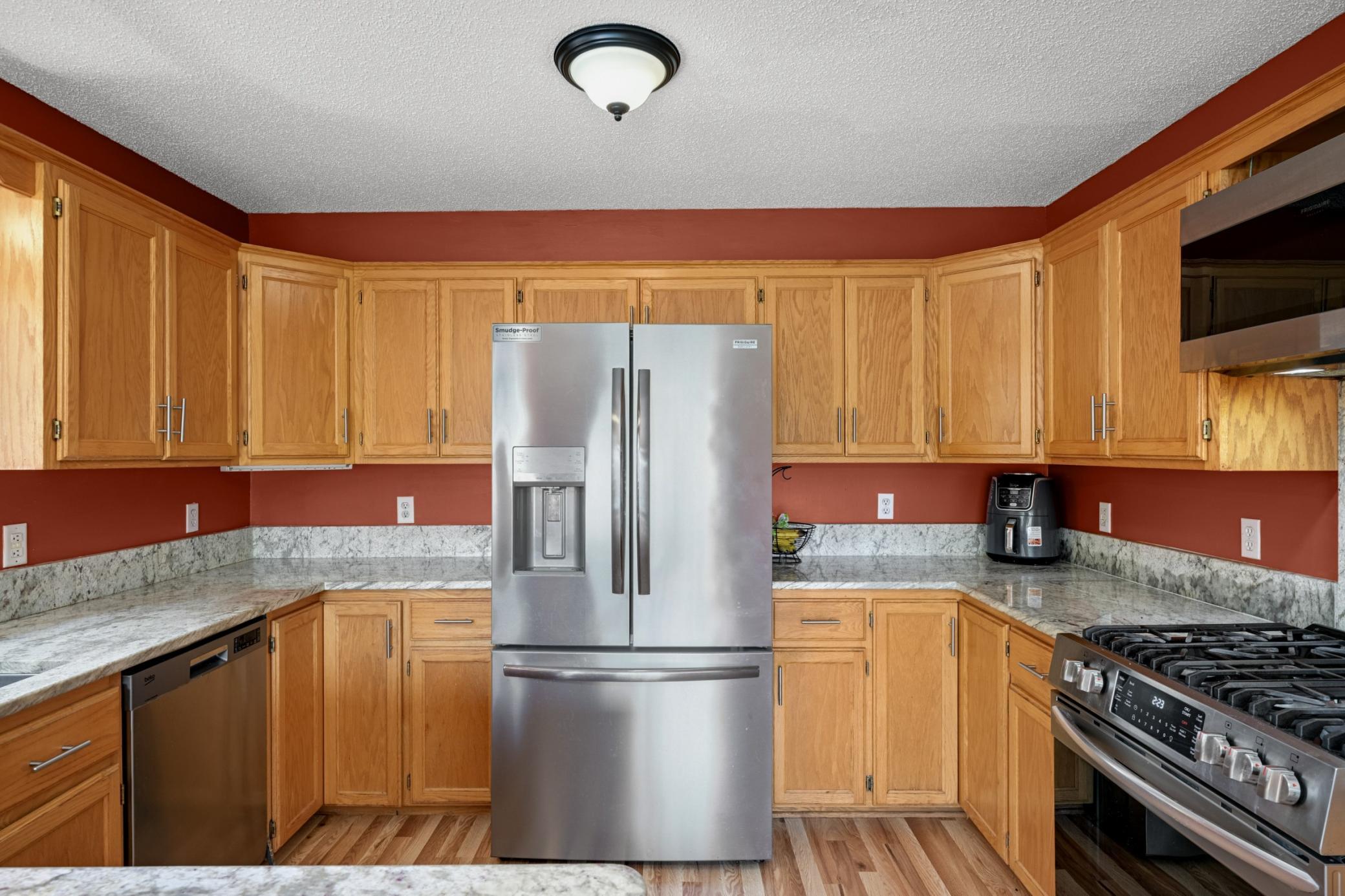 View of Residential at 2180 63rd Street E, Inver Grove Heights MN 55077, Inver Grove Heights (9 of 28) - Mike Wilen | Minnesota Team Real Estate