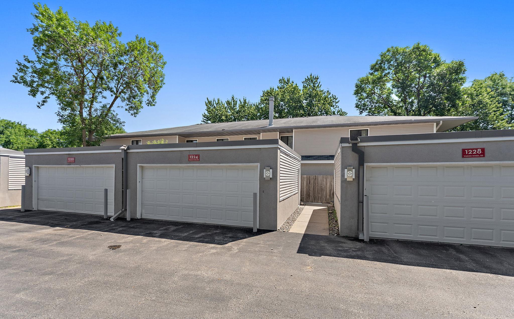 View of Residential at 1224 Wagon Wheel Road, Hopkins MN 55343, Hopkins (24 of 26) - Mike Wilen | Minnesota Team Real Estate