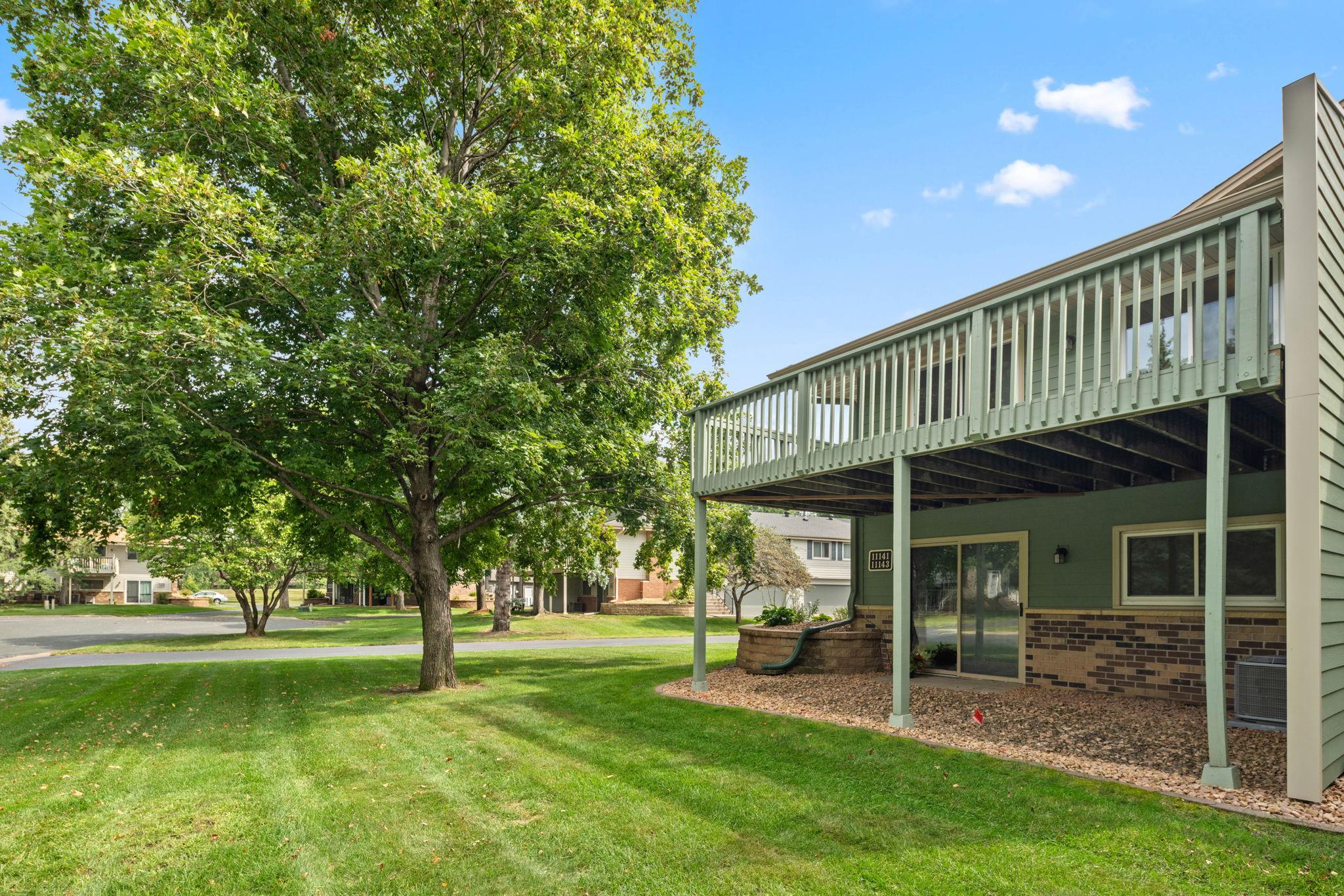 View of Residential at 11143 Vessey Circle, Bloomington MN 55437, Bloomington (32 of 34) - Mike Wilen | Minnesota Team Real Estate