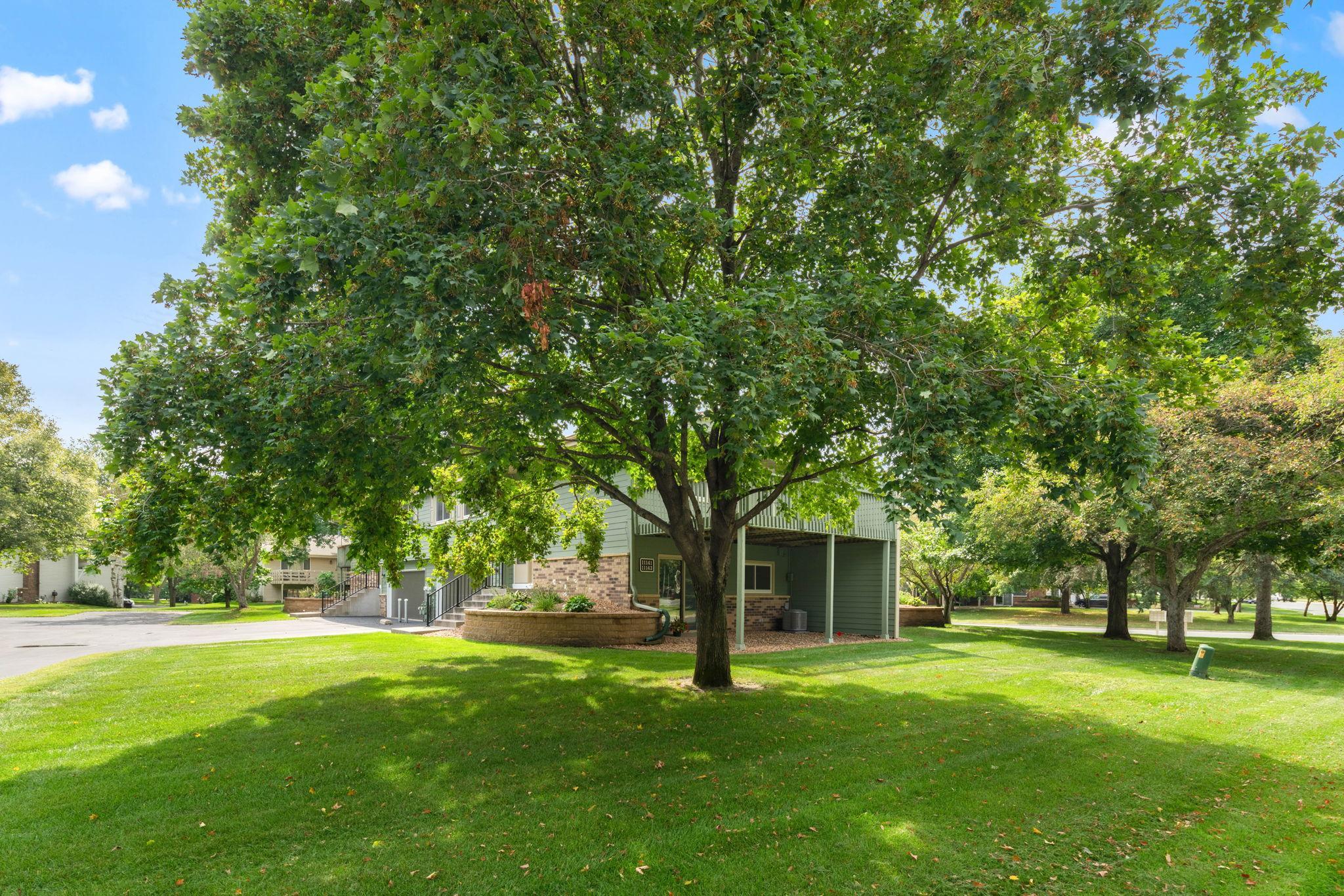 View of Residential at 11143 Vessey Circle, Bloomington MN 55437, Bloomington (31 of 34) - Mike Wilen | Minnesota Team Real Estate