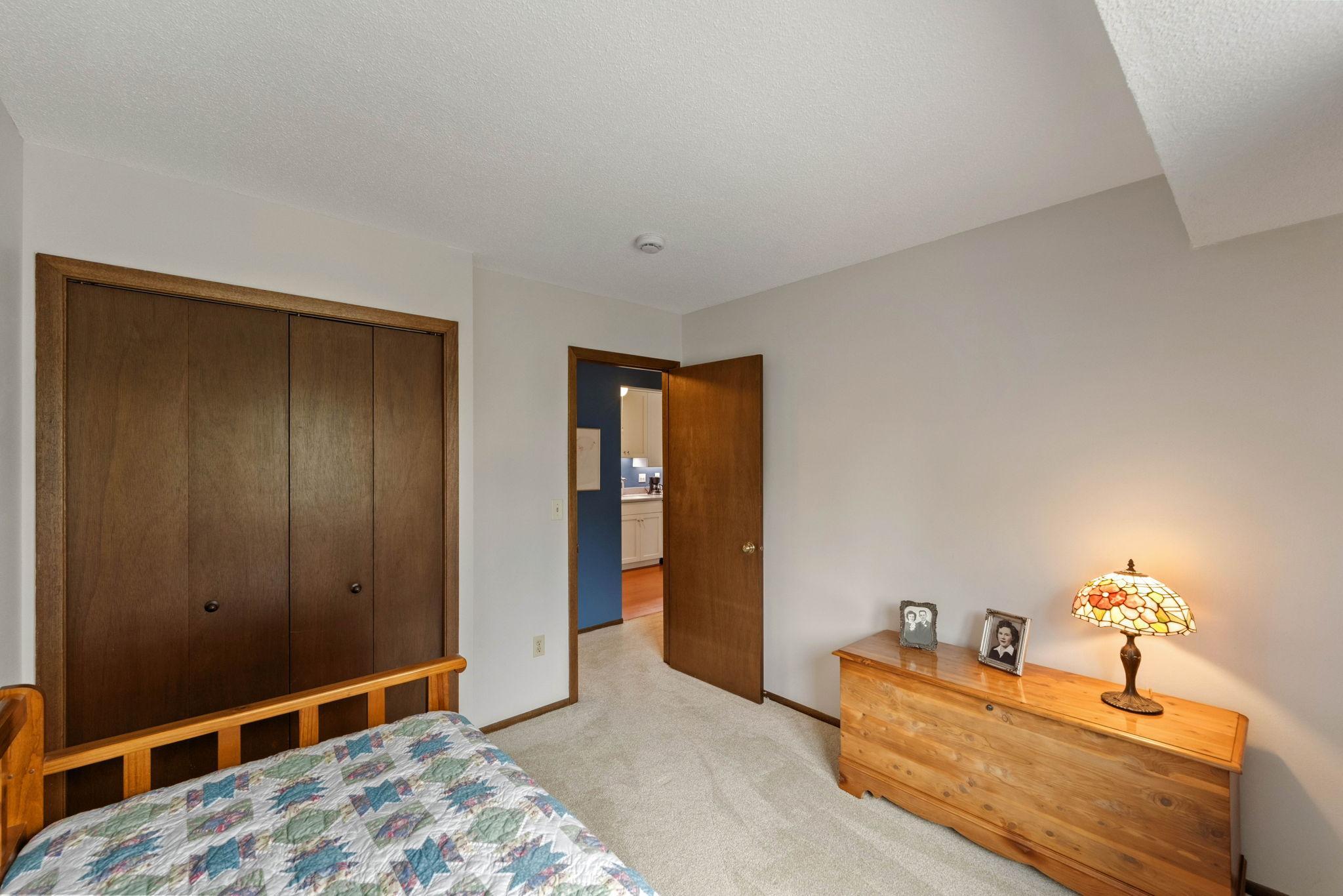 View of Residential at 11143 Vessey Circle, Bloomington MN 55437, Bloomington (17 of 34) - Mike Wilen | Minnesota Team Real Estate