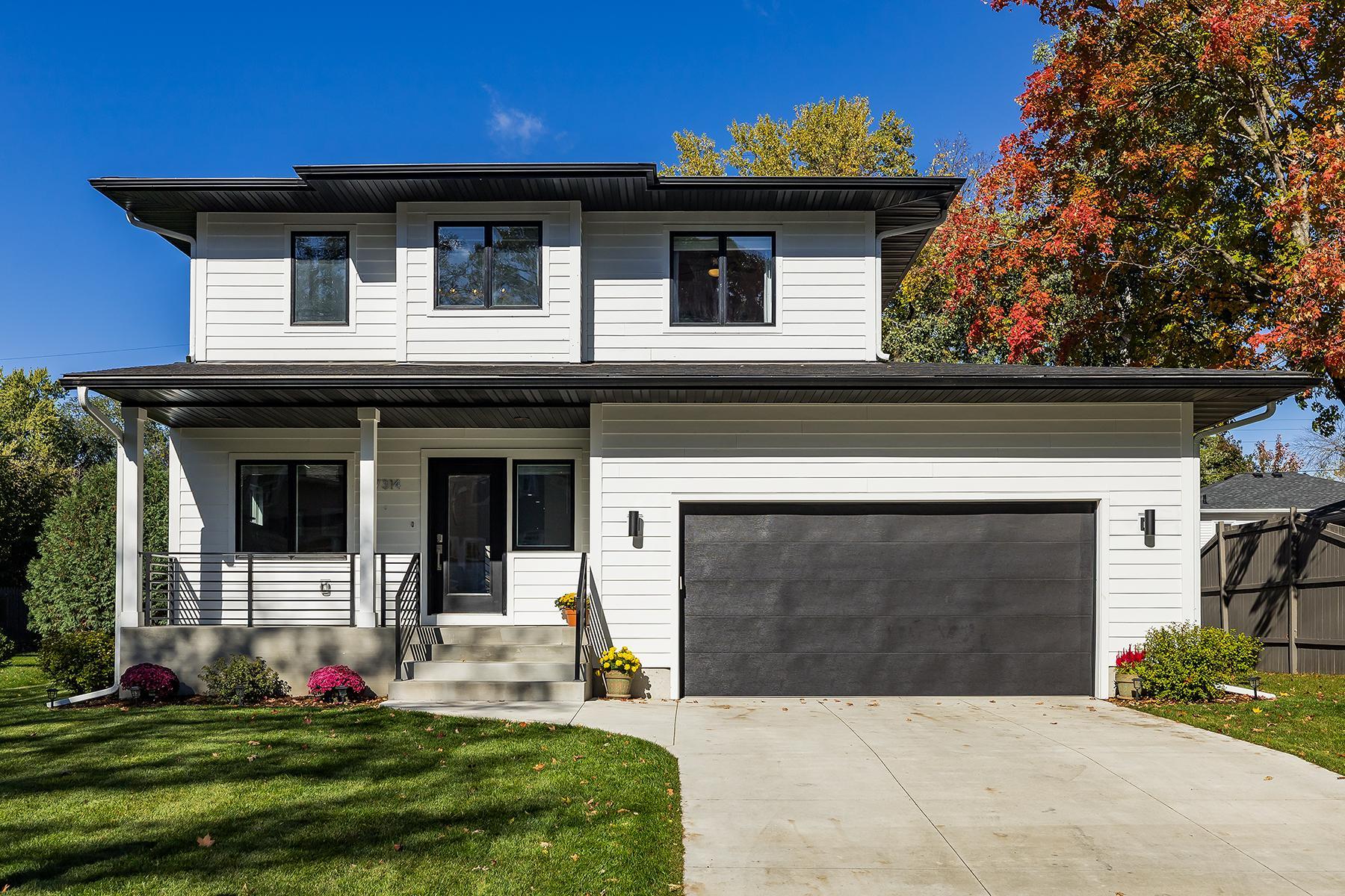 View of Single Family at 17314 Bay Lane, Minnetonka - Mike Wilen | Minnesota Team Real Estate