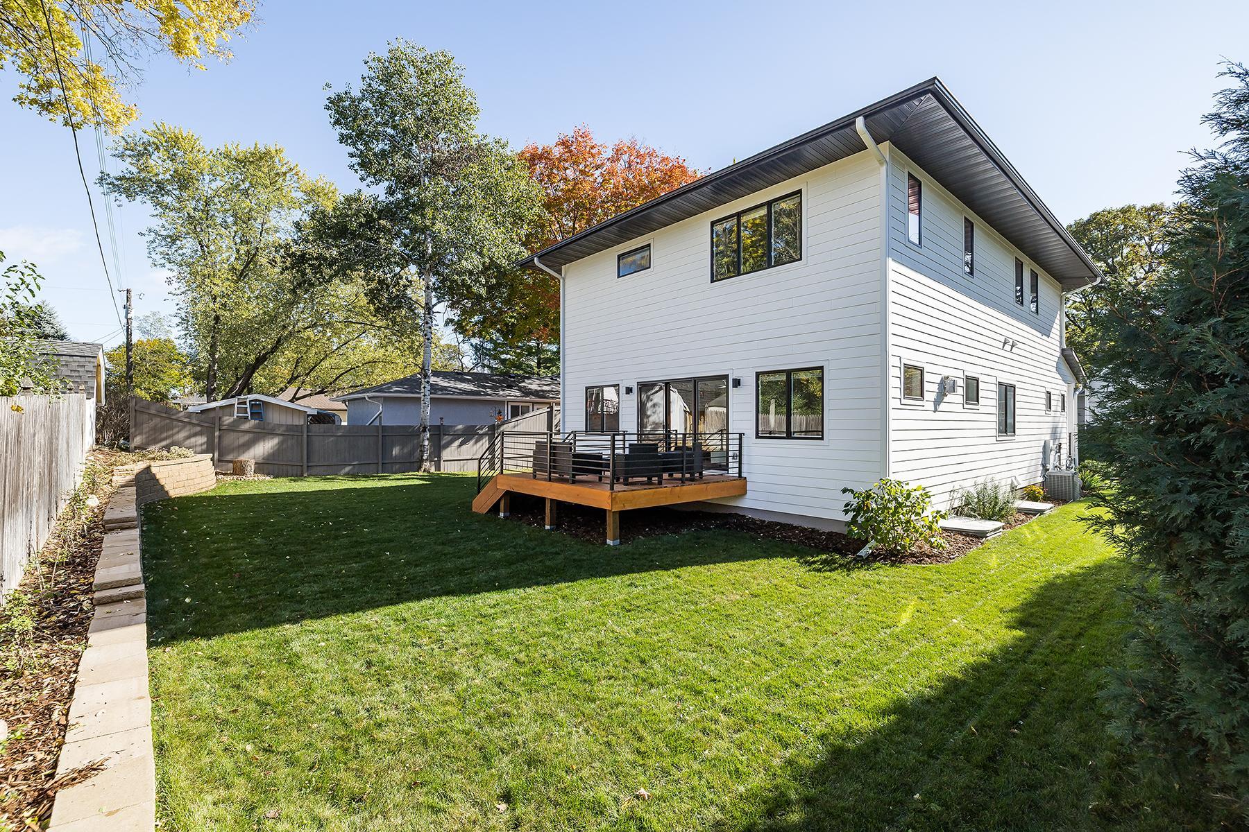 View of Residential at 17314 Bay Lane, Minnetonka MN 55391, Minnetonka (41 of 44) - Mike Wilen | Minnesota Team Real Estate