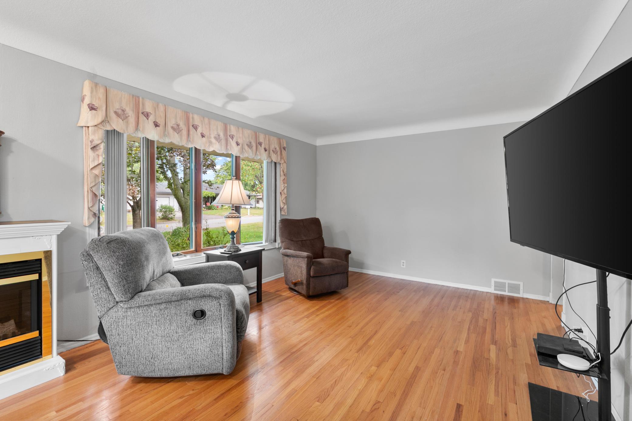 View of Residential at 2726 Dellwood Street, Roseville MN 55113, Roseville (6 of 35) - Mike Wilen | Minnesota Team Real Estate