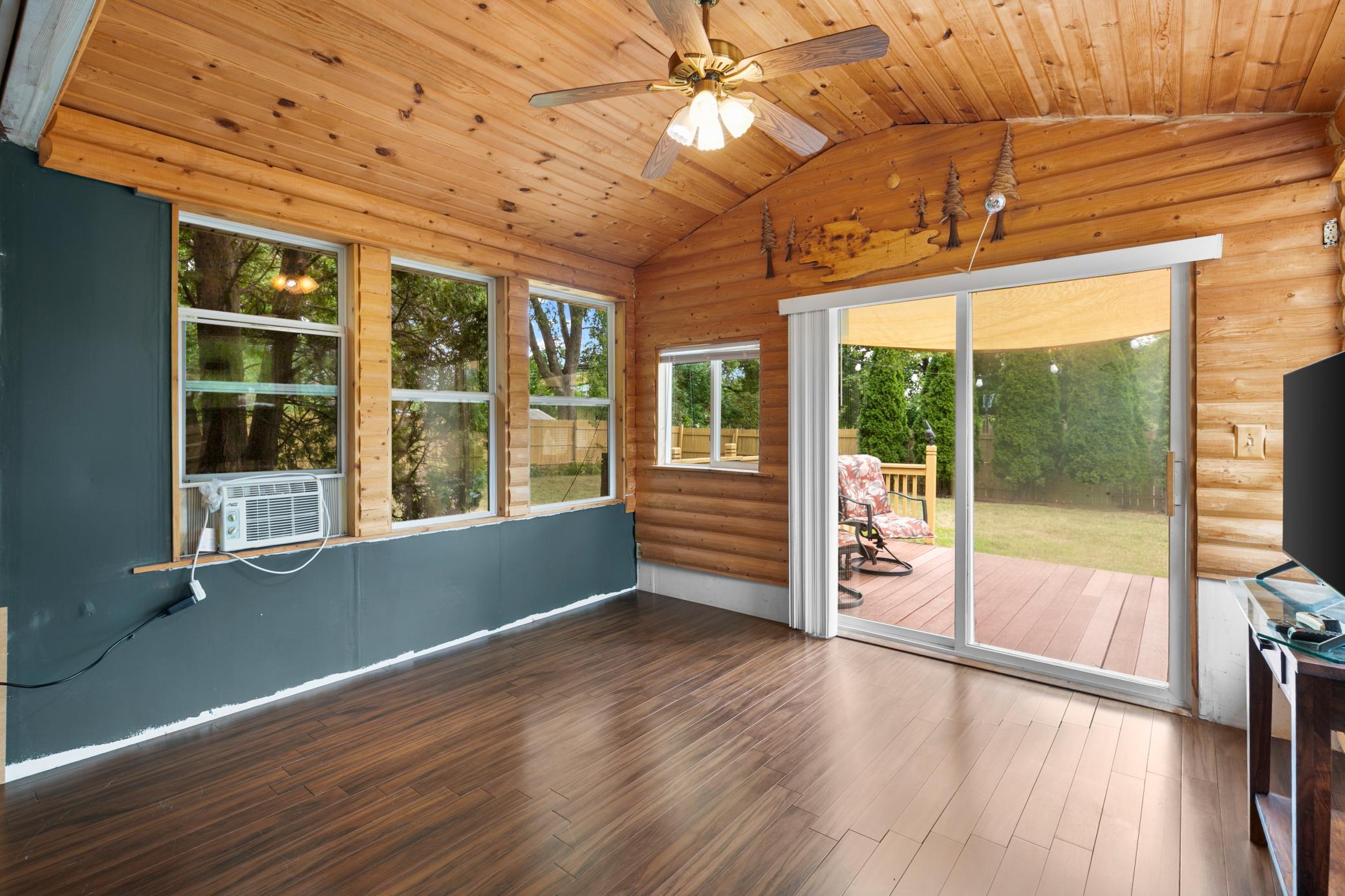 View of Residential at 2726 Dellwood Street, Roseville MN 55113, Roseville (33 of 35) - Mike Wilen | Minnesota Team Real Estate