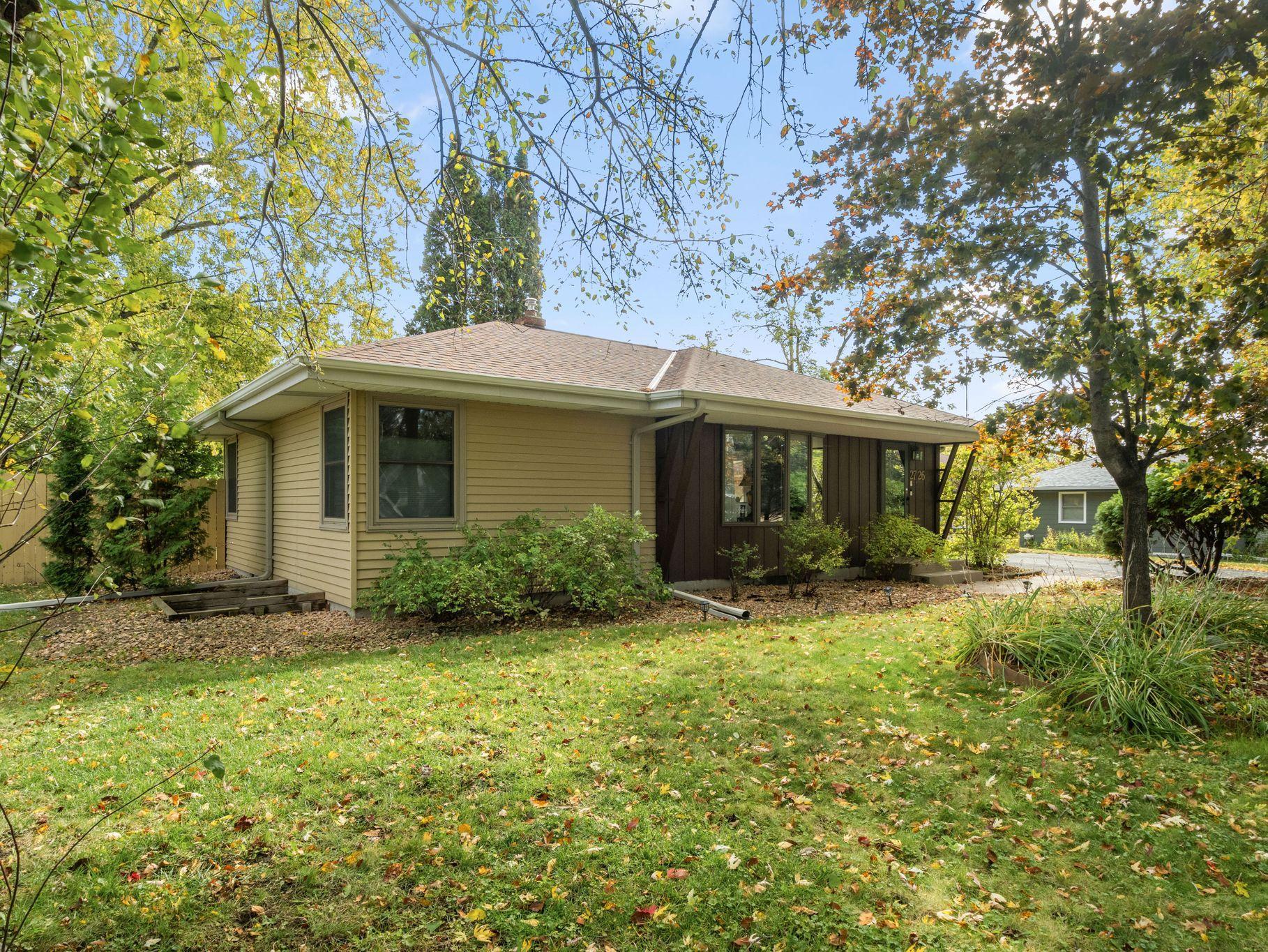 View of Residential at 2726 Dellwood Street, Roseville MN 55113, Roseville (39 of 41) - Mike Wilen | Minnesota Team Real Estate