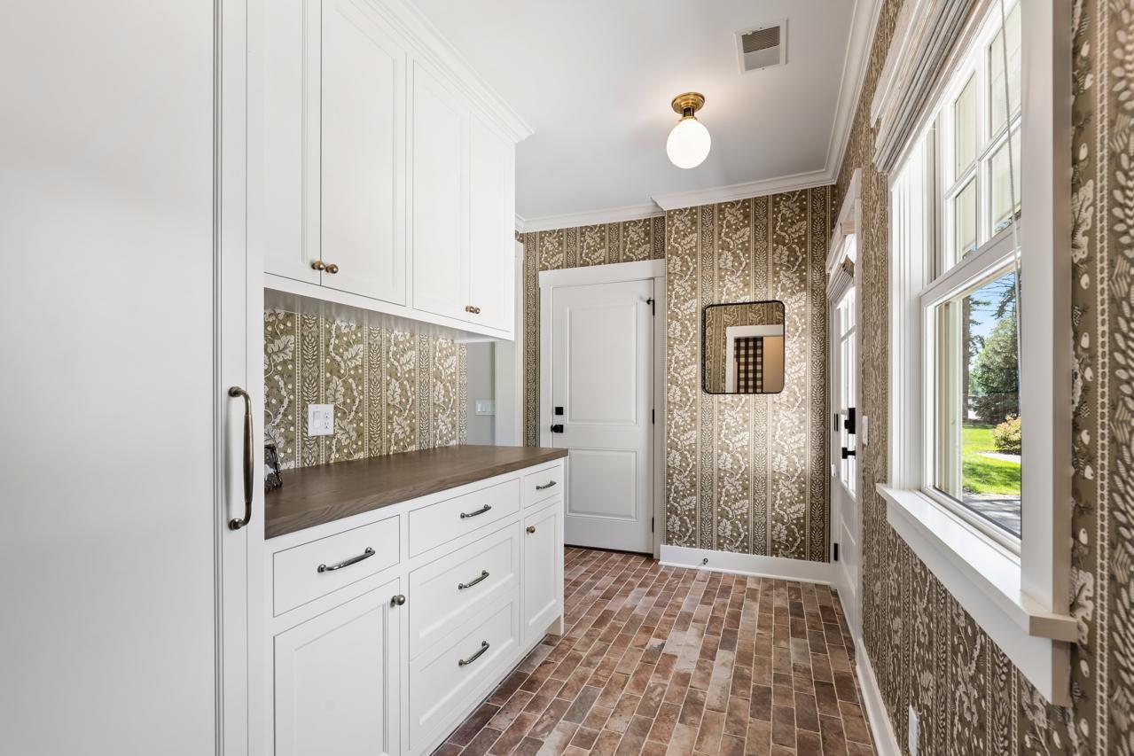 View of Residential at 415 Highcroft Road, Wayzata MN 55391, Wayzata (17 of 43) - Mike Wilen | Minnesota Team Real Estate