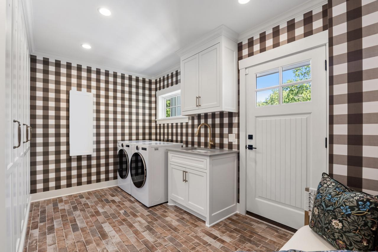 View of Residential at 415 Highcroft Road, Wayzata MN 55391, Wayzata (19 of 43) - Mike Wilen | Minnesota Team Real Estate