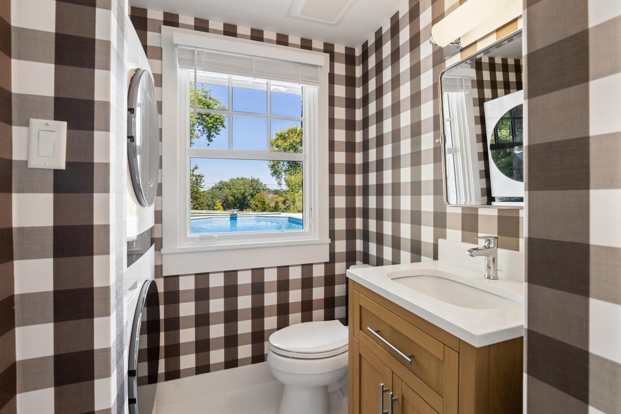 View of Residential at 415 Highcroft Road, Wayzata MN 55391, Wayzata (32 of 43) - Mike Wilen | Minnesota Team Real Estate