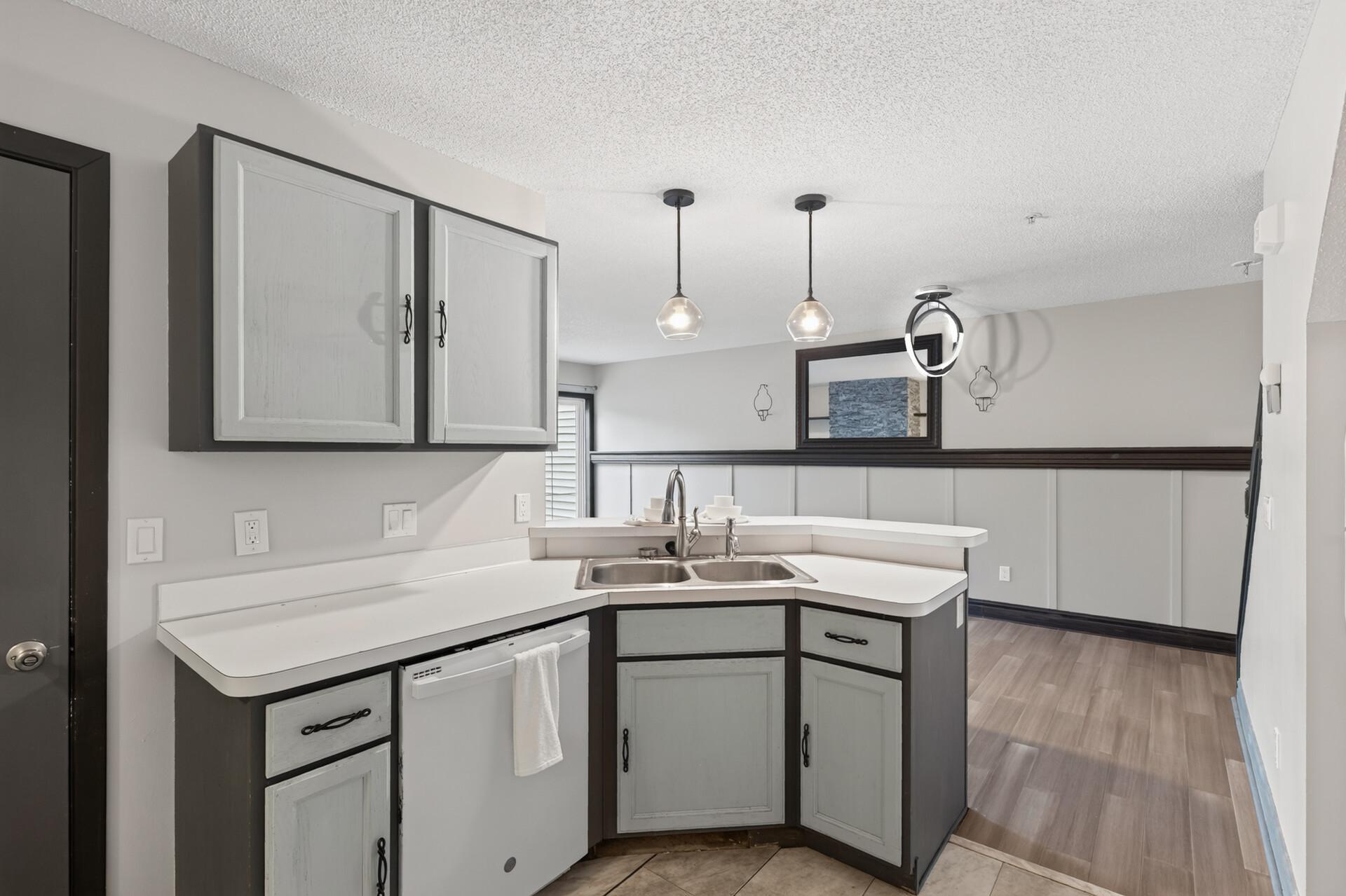 View of Residential at 464 Heartland Court, Chanhassen MN 55317, Chanhassen (17 of 31) - Mike Wilen | Minnesota Team Real Estate