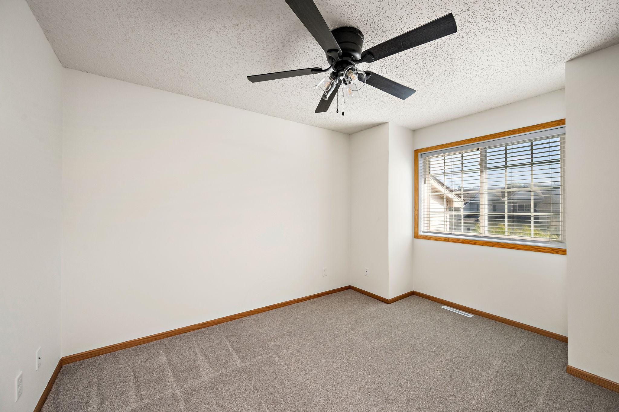 View of Residential at 18275 Kerrville Trail #402, Lakeville MN 55044, Lakeville (22 of 23) - Mike Wilen | Minnesota Team Real Estate