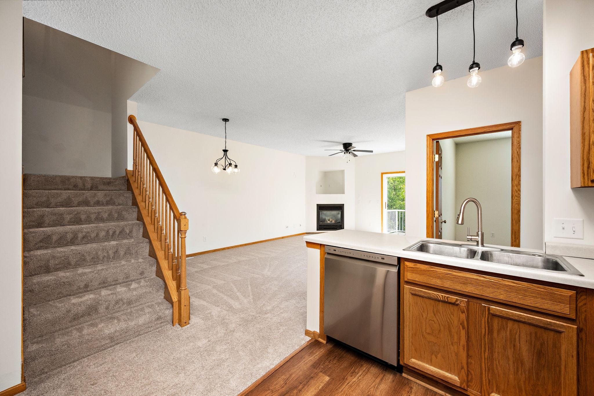 View of Residential at 18275 Kerrville Trail #402, Lakeville MN 55044, Lakeville (12 of 23) - Mike Wilen | Minnesota Team Real Estate