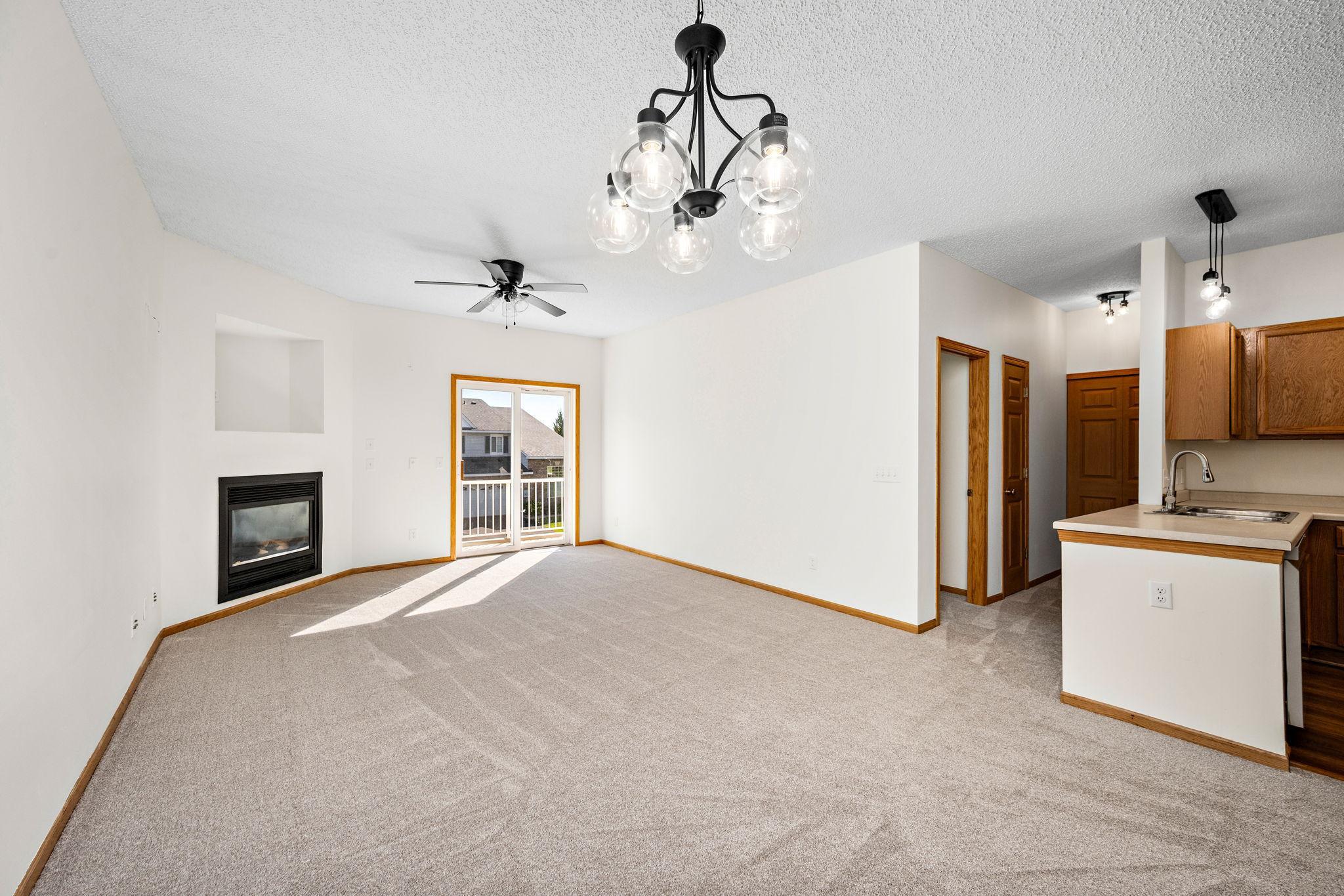View of Residential at 18275 Kerrville Trail #402, Lakeville MN 55044, Lakeville (6 of 23) - Mike Wilen | Minnesota Team Real Estate