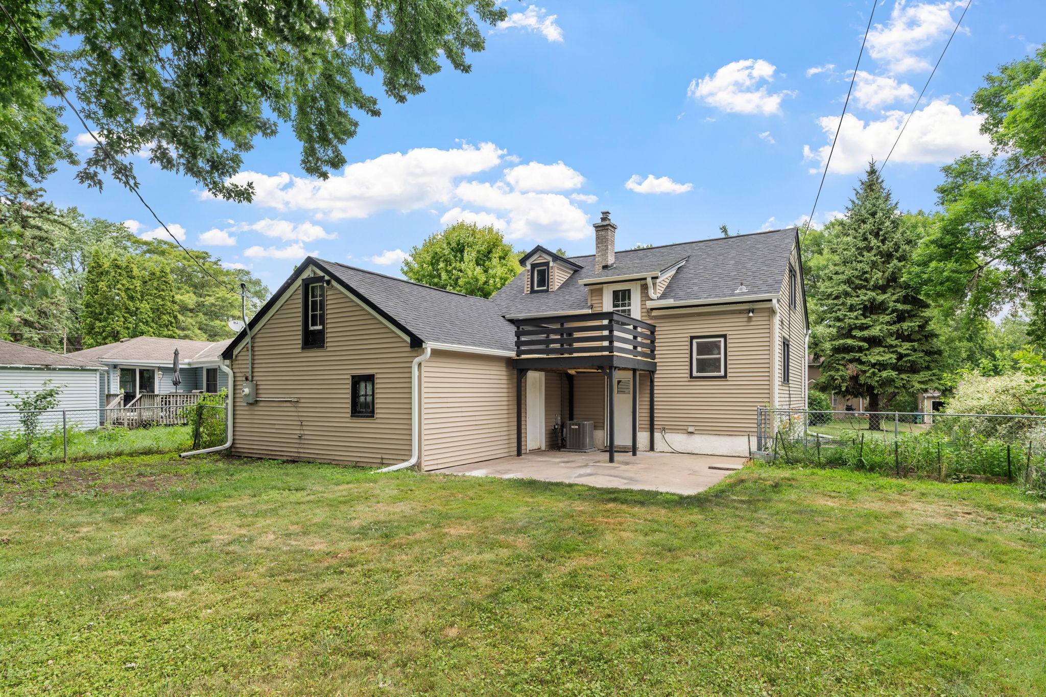 View of Residential at 2904 Oregon Avenue, Saint Louis Park MN 55426, Saint Louis Park (8 of 42) - Mike Wilen | Minnesota Team Real Estate