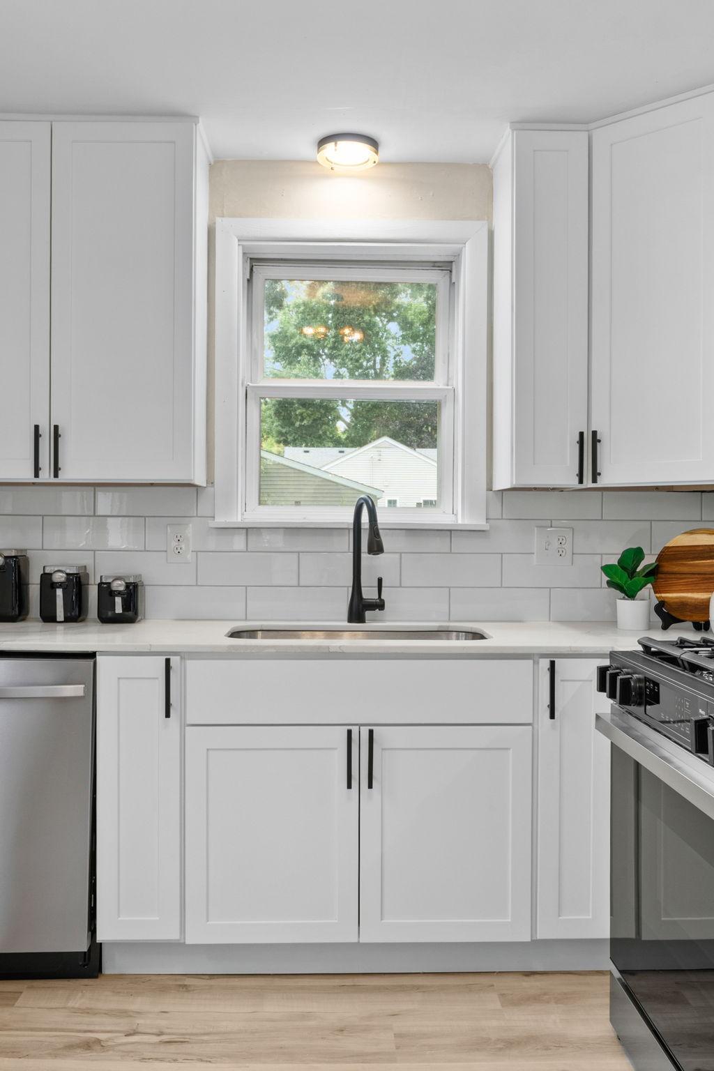 View of Residential at 2904 Oregon Avenue, Saint Louis Park MN 55426, Saint Louis Park (17 of 42) - Mike Wilen | Minnesota Team Real Estate